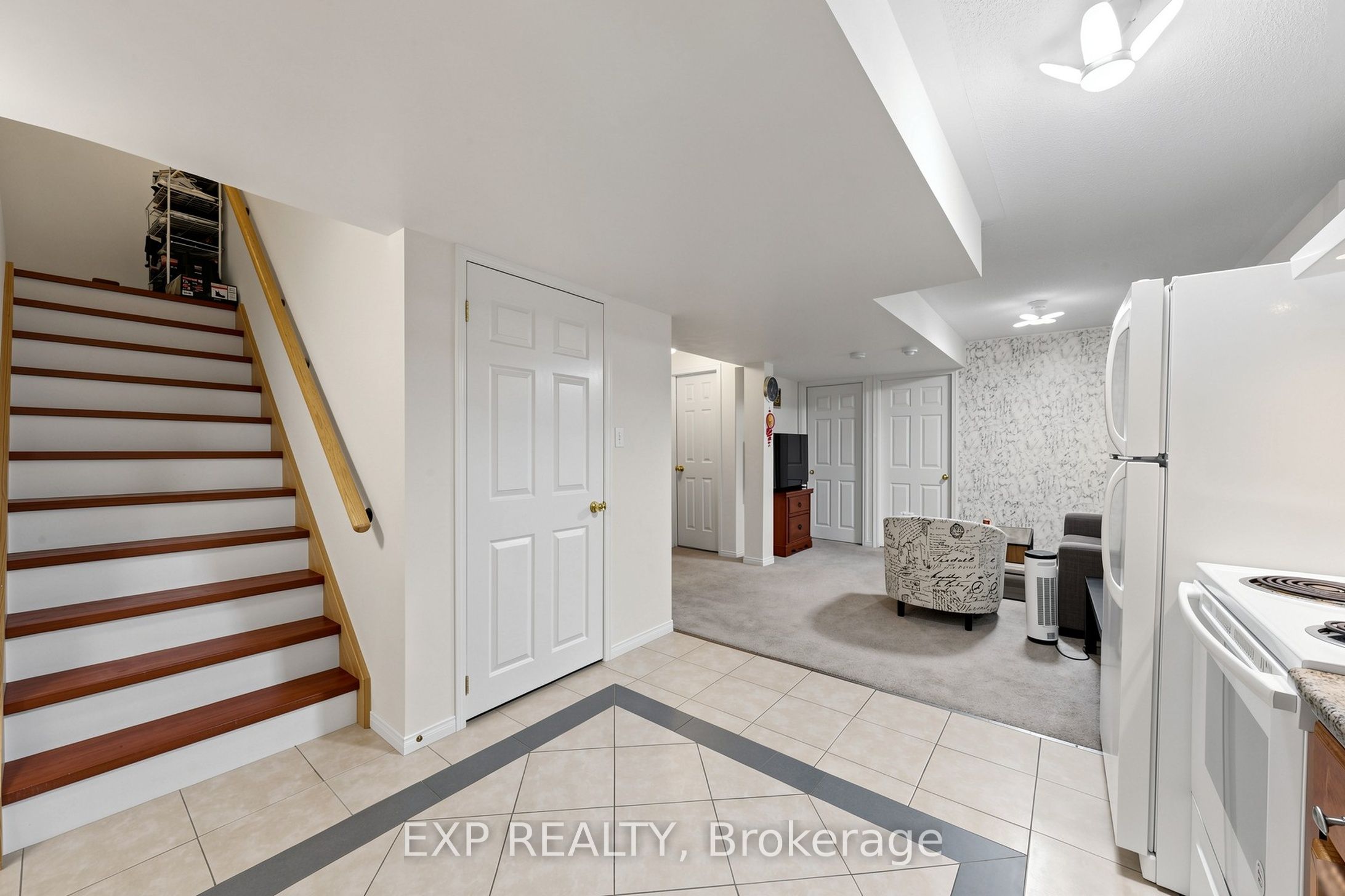 Photo 32 of 101 Cookview Drive, Brampton, Sandringham-Wellington — HOMEH