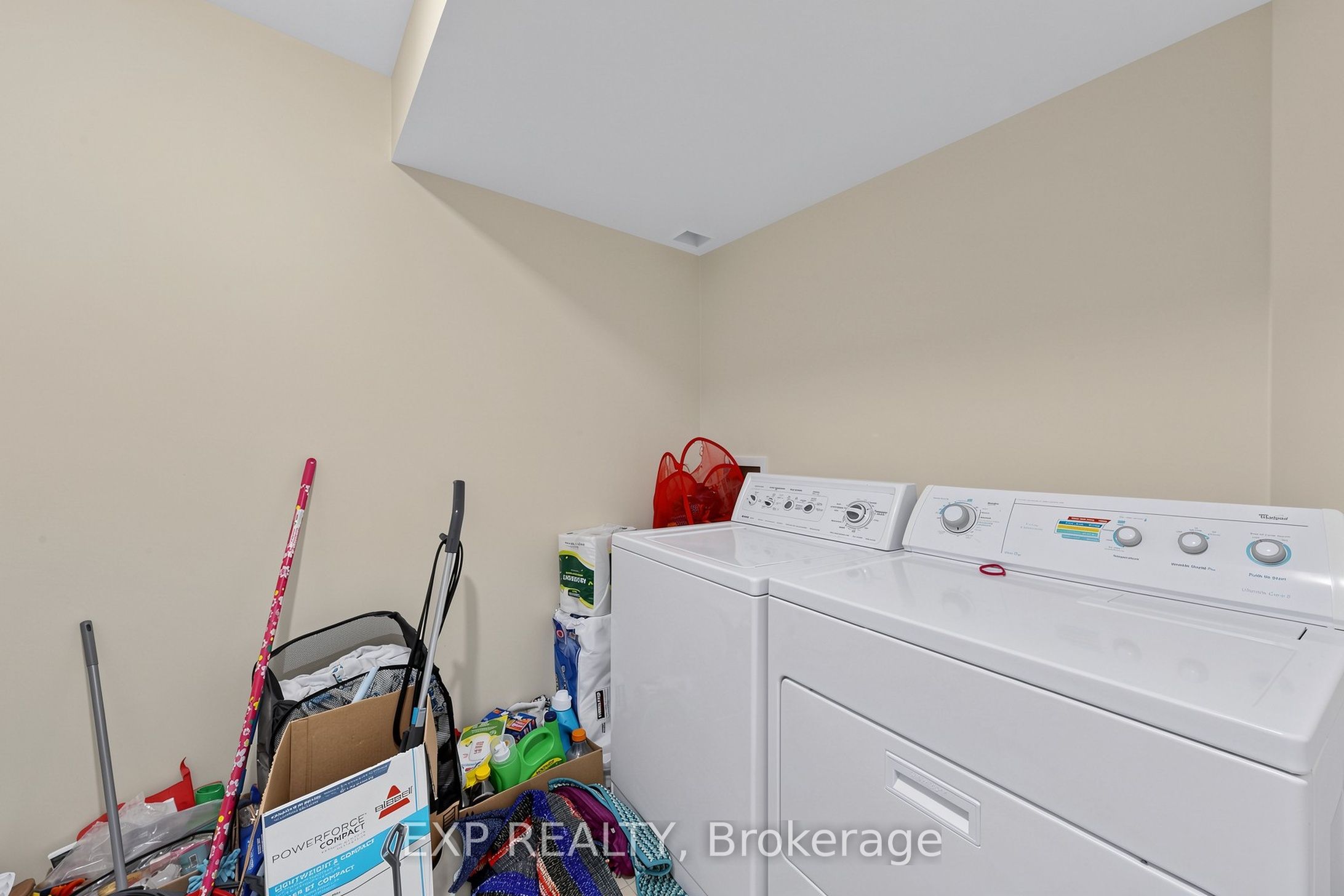 Photo 44 of 101 Cookview Drive, Brampton, Sandringham-Wellington — HOMEH