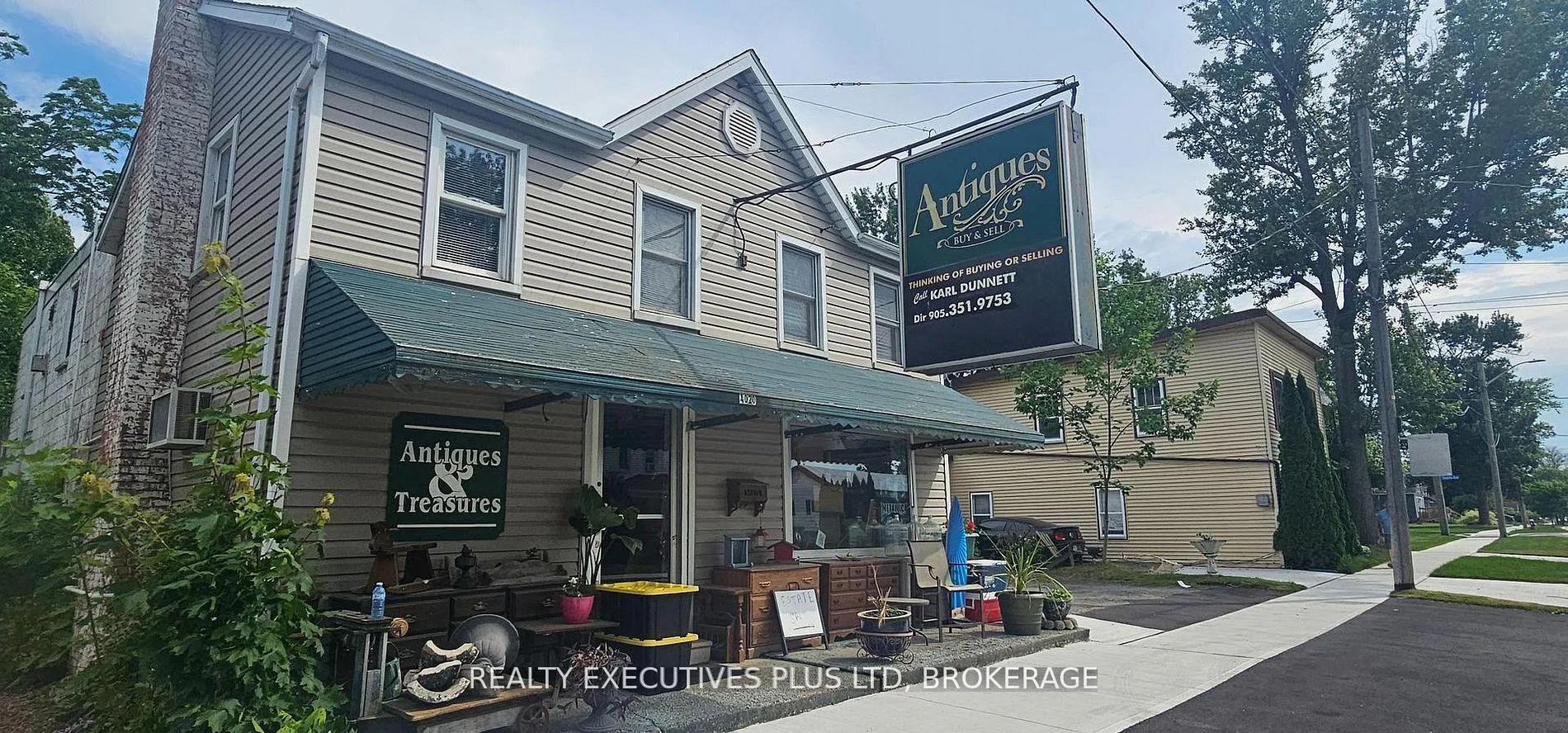 Photo 1 of 4020 Main Street, Niagara Falls, Chippawa — HOMEH