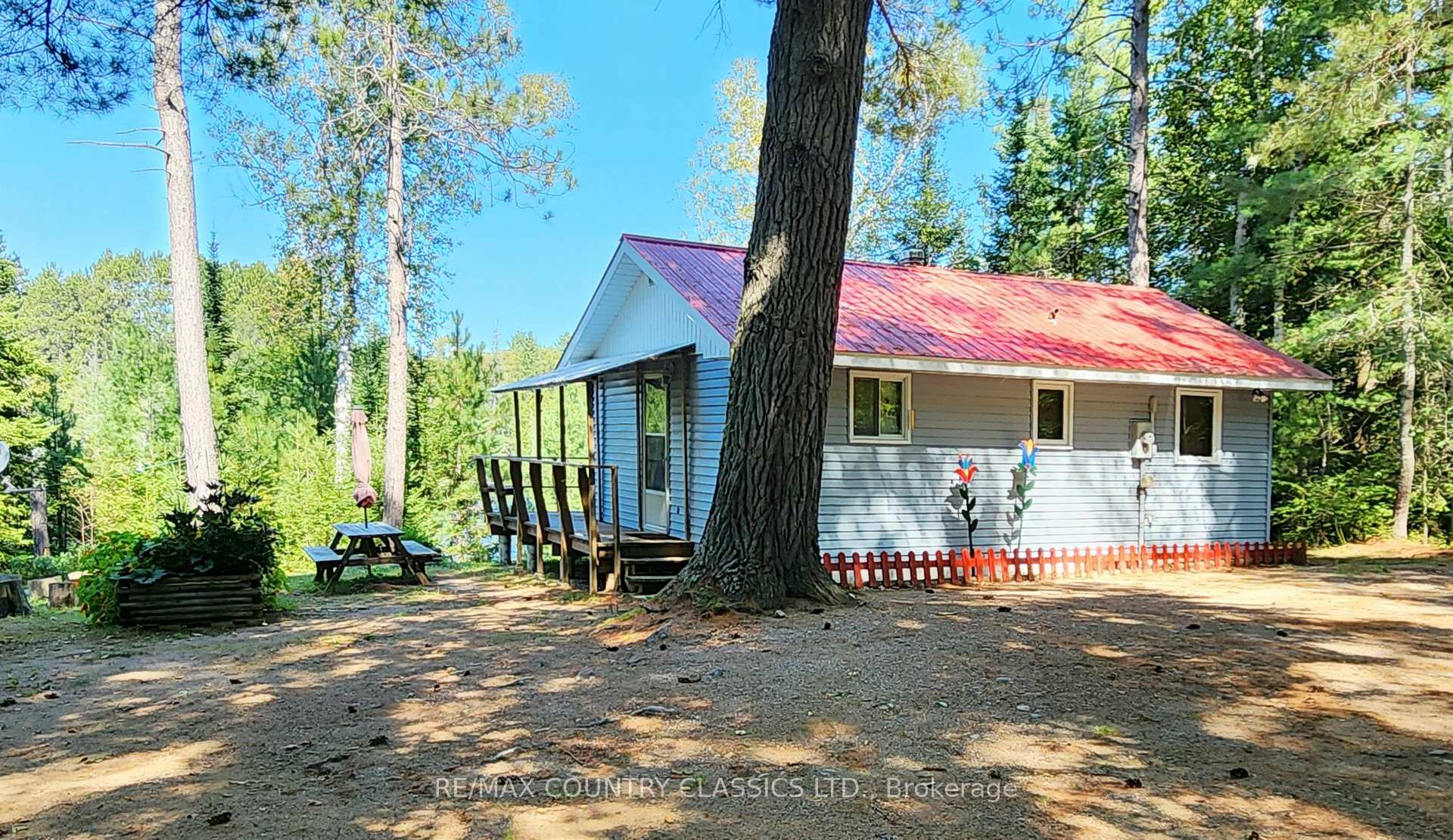 Photo 2 of 111 Suncrest Lane, Madawaska Valley, Madawaska Valley — HOMEH