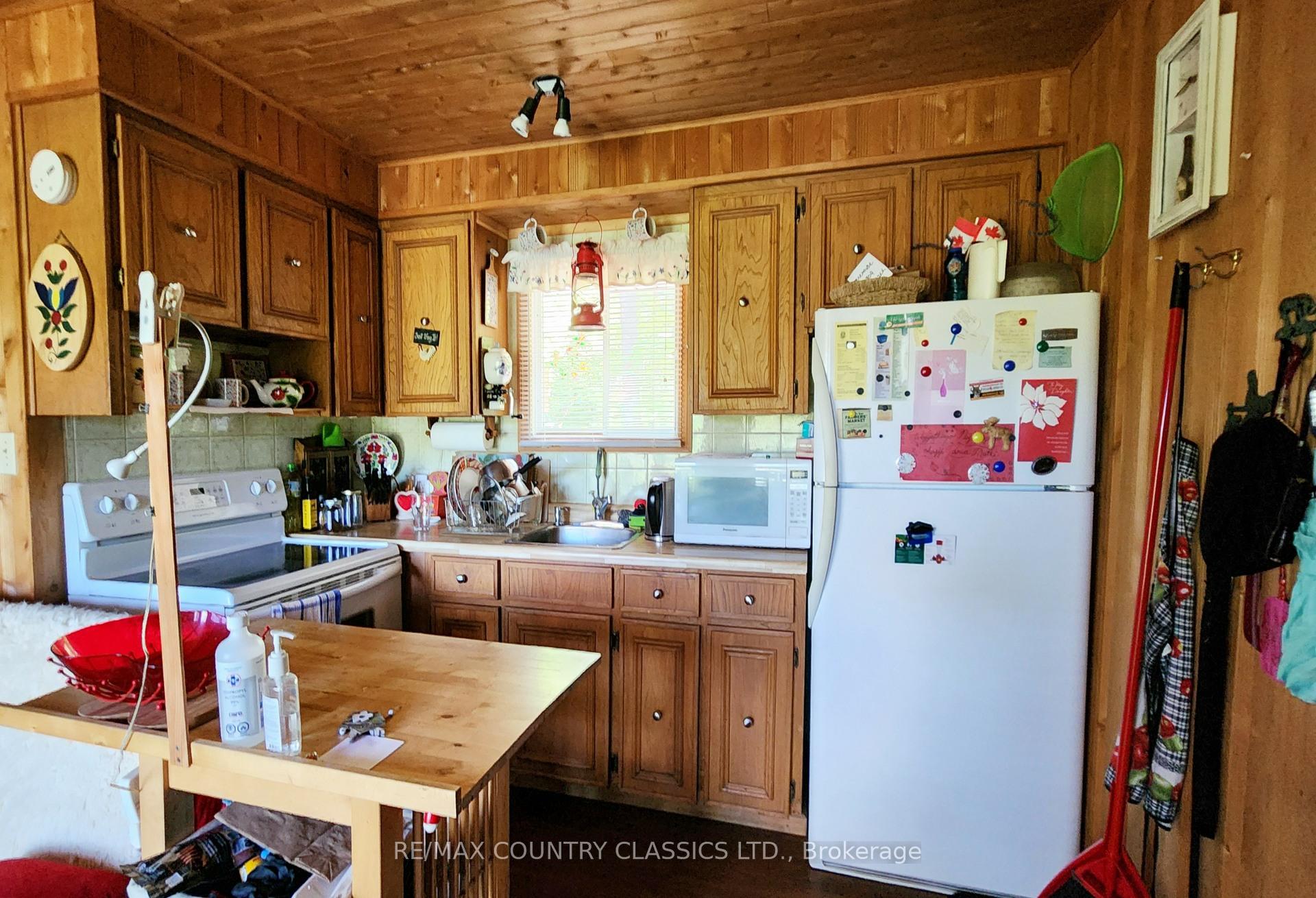 Photo 10 of 111 Suncrest Lane, Madawaska Valley, Madawaska Valley — HOMEH
