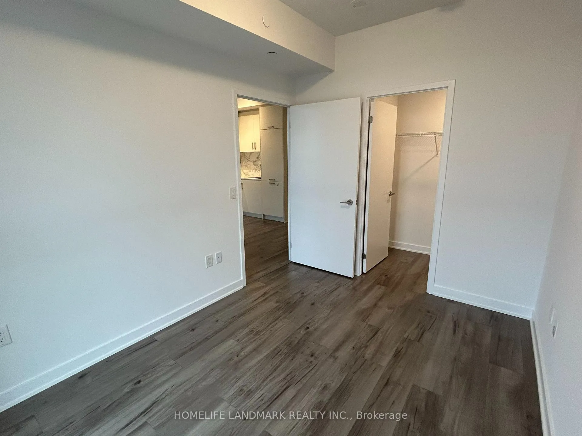 Photo 9 of Unit 1511, 60 Honeycrisp Crescent, Vaughan, Vaughan Corporate Centre — HOMEH