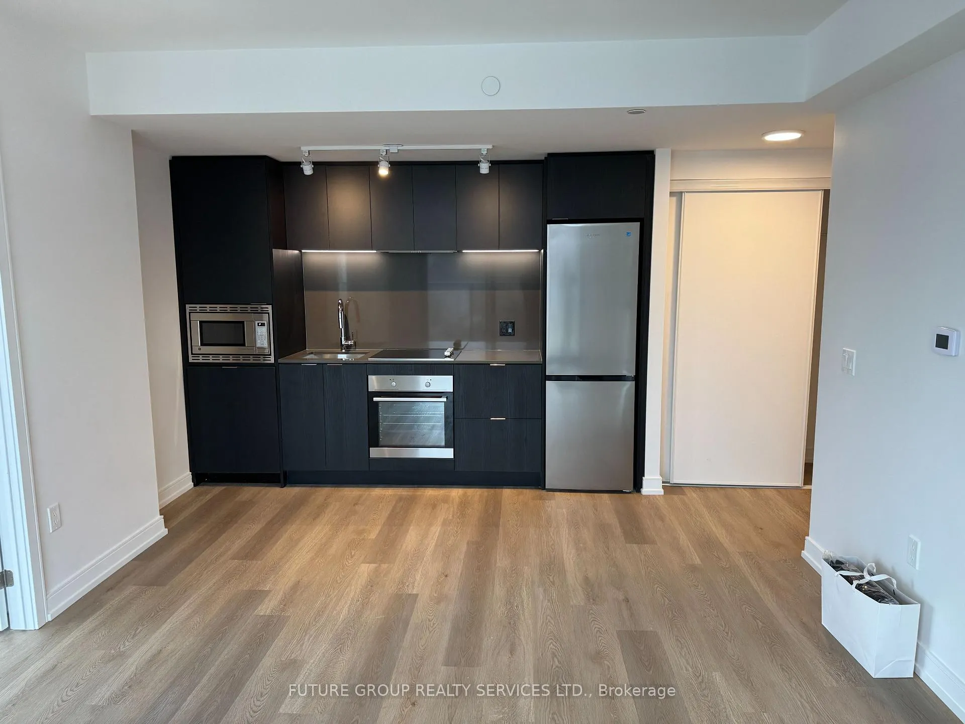 Photo 9 of Unit 1208, 1 Jarvis Street, Hamilton, Beasley — HOMEH