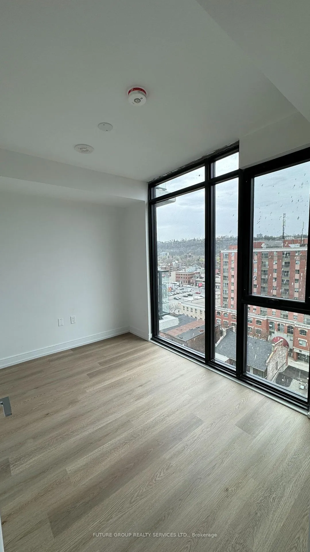 Photo 12 of Unit 1208, 1 Jarvis Street, Hamilton, Beasley — HOMEH