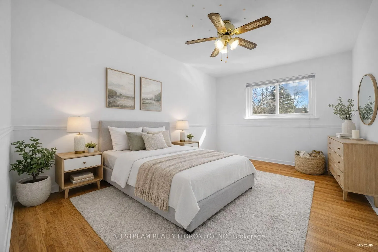 Photo 15 of 18 Emily Carr Street, Markham, Unionville — HOMEH