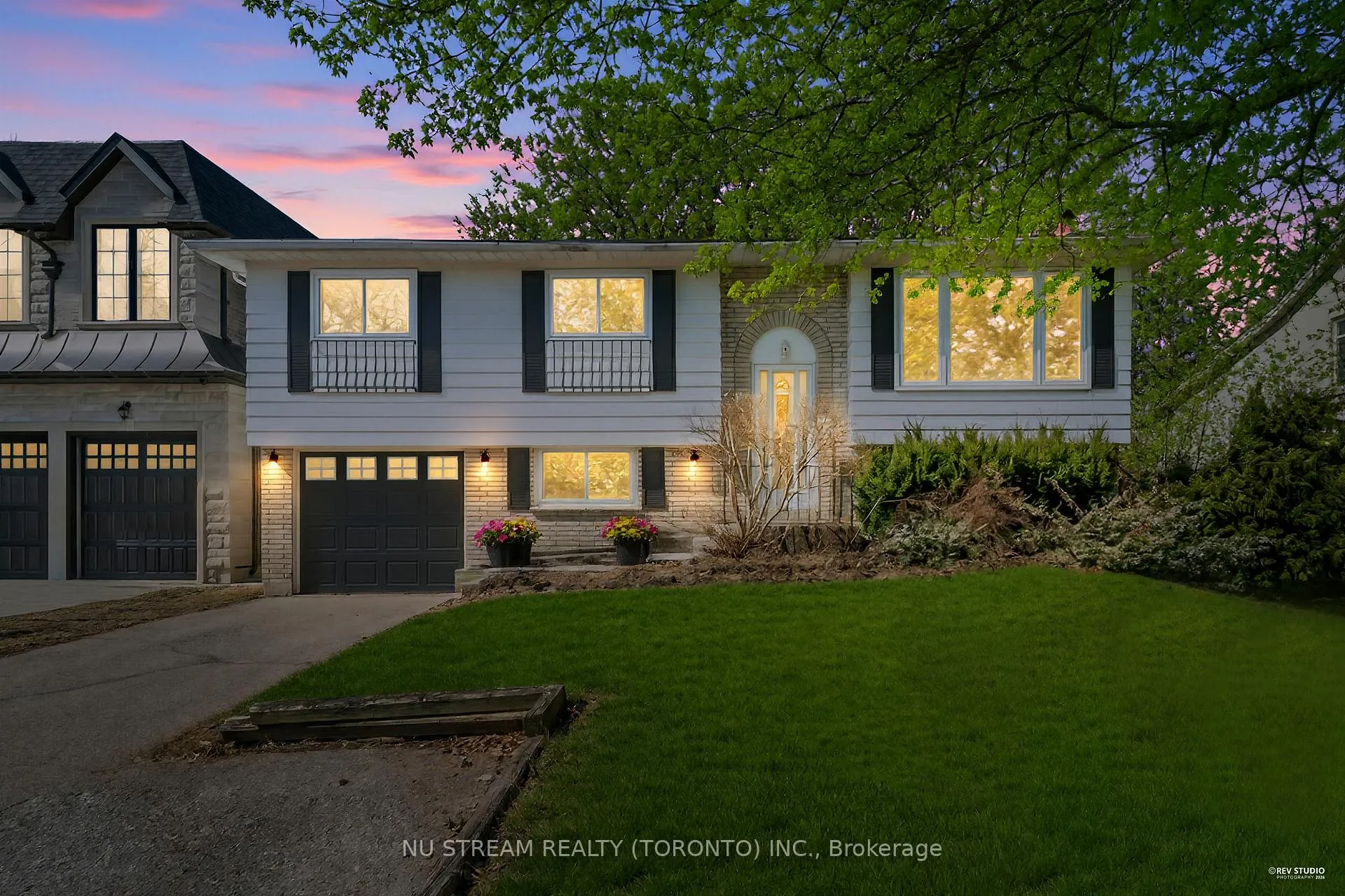 Photo 31 of 18 Emily Carr Street, Markham, Unionville — HOMEH