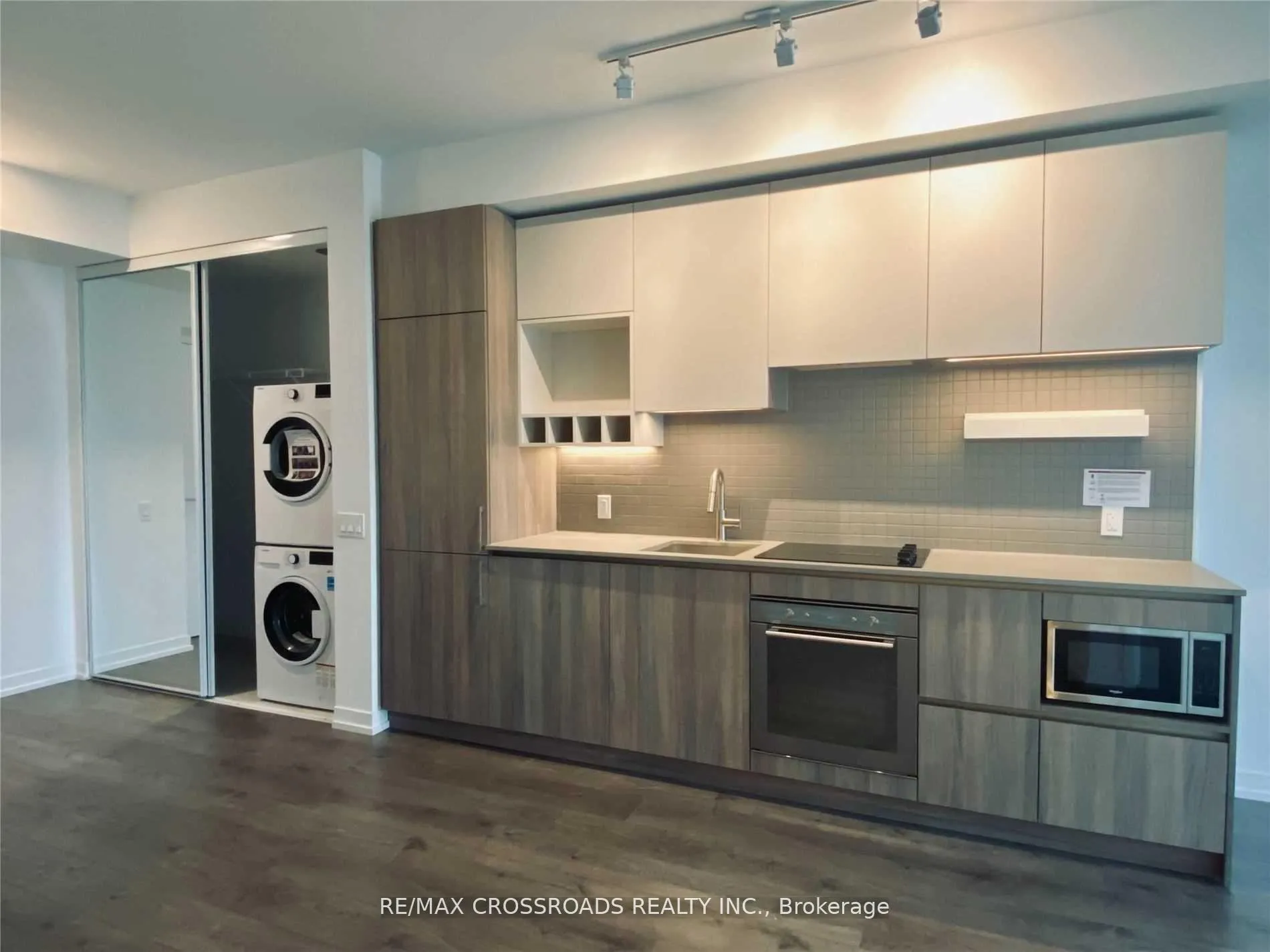 Photo 3 of Unit 4001, 950 Portage Parkway, Vaughan, Vaughan Corporate Centre — HOMEH