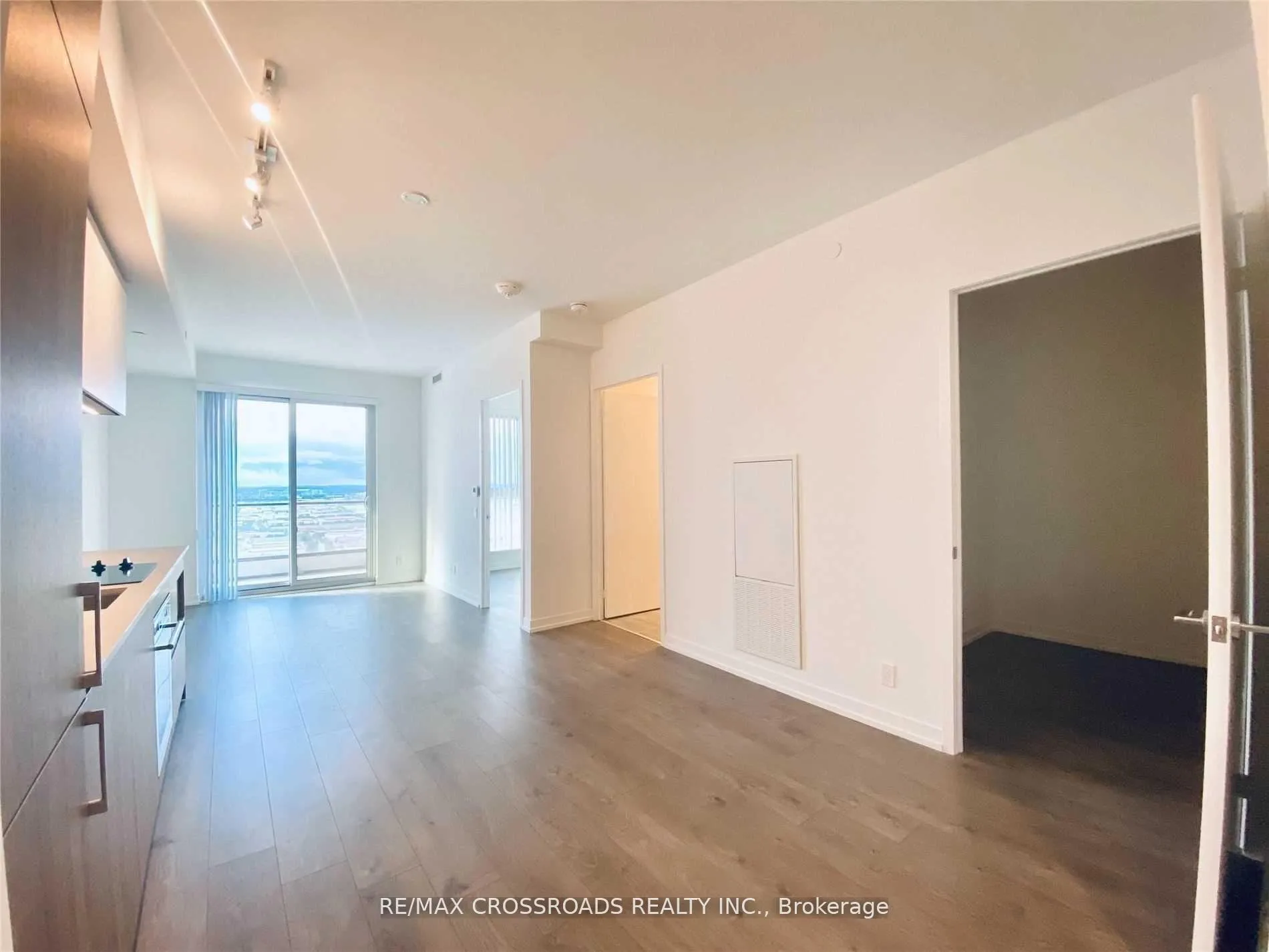 Photo 6 of Unit 4001, 950 Portage Parkway, Vaughan, Vaughan Corporate Centre — HOMEH