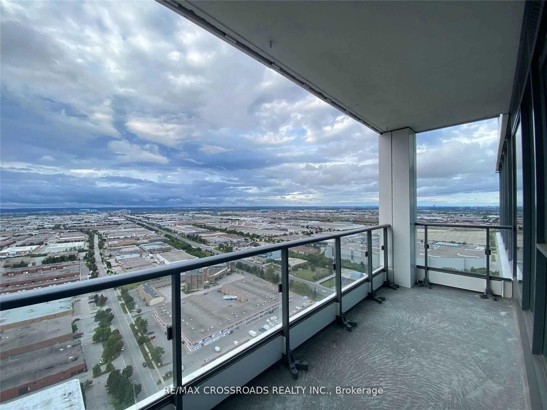 Photo 11 of Unit 4001, 950 Portage Parkway, Vaughan, Vaughan Corporate Centre — HOMEH