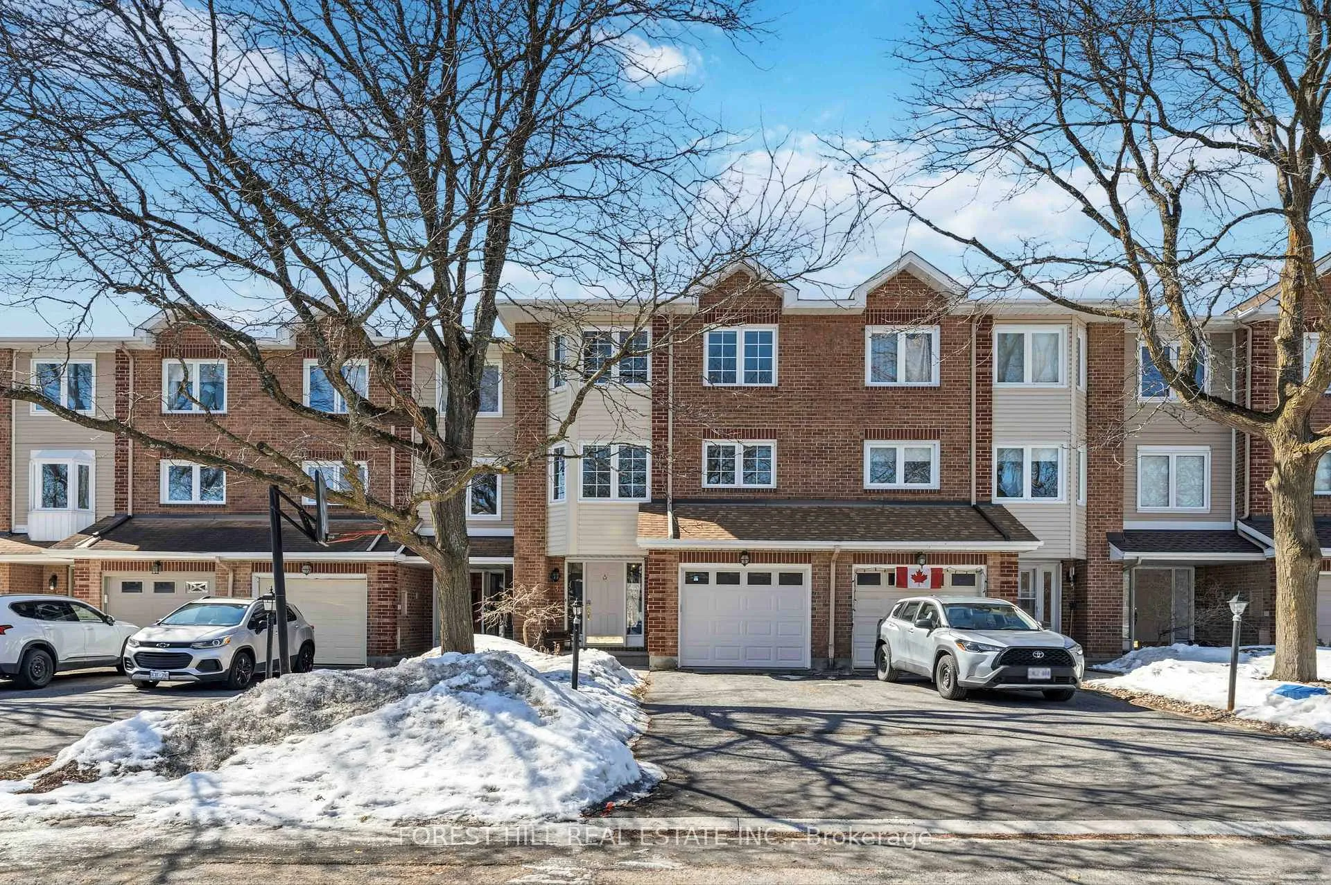 Photo 1 of 3 Mannington Court, Ottawa, Barrhaven - Cedargrove/Fraserdale — HOMEH