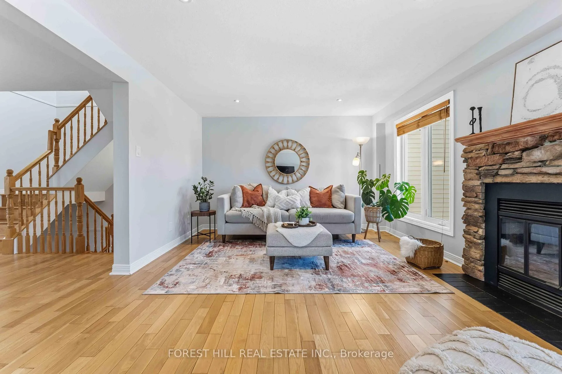 Photo 8 of 3 Mannington Court, Ottawa, Barrhaven - Cedargrove/Fraserdale — HOMEH