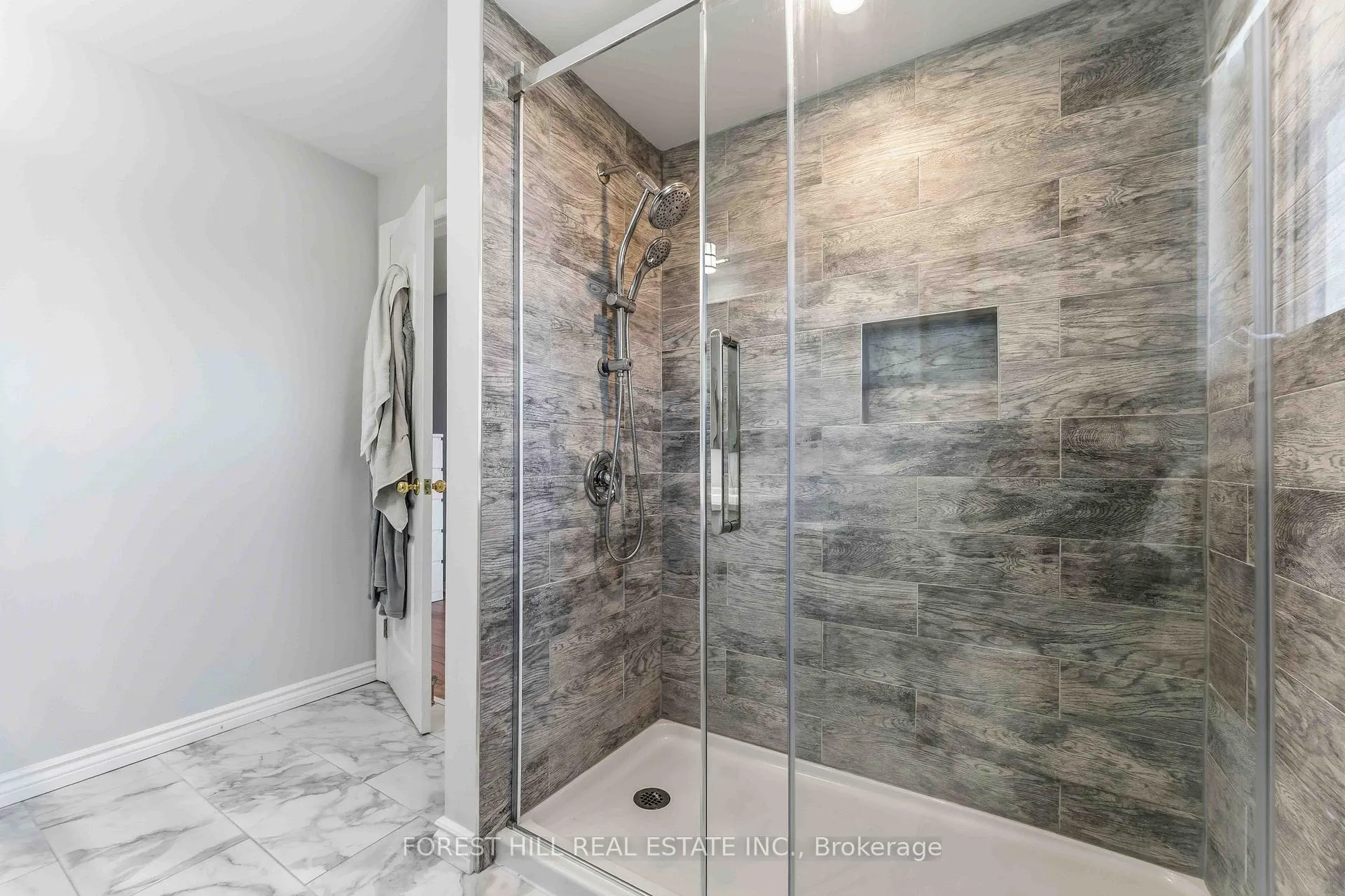 Photo 28 of 3 Mannington Court, Ottawa, Barrhaven - Cedargrove/Fraserdale — HOMEH