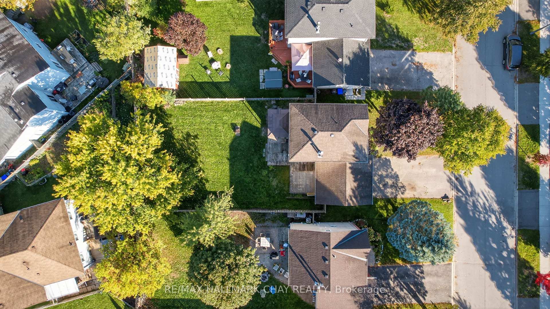 Photo 17 of 714 Candaras Street, Innisfil, Alcona — HOMEH