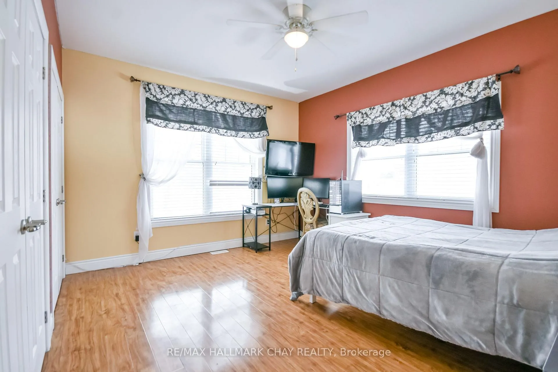 Photo 14 of 4936 Vasey Road, Midland — HOMEH