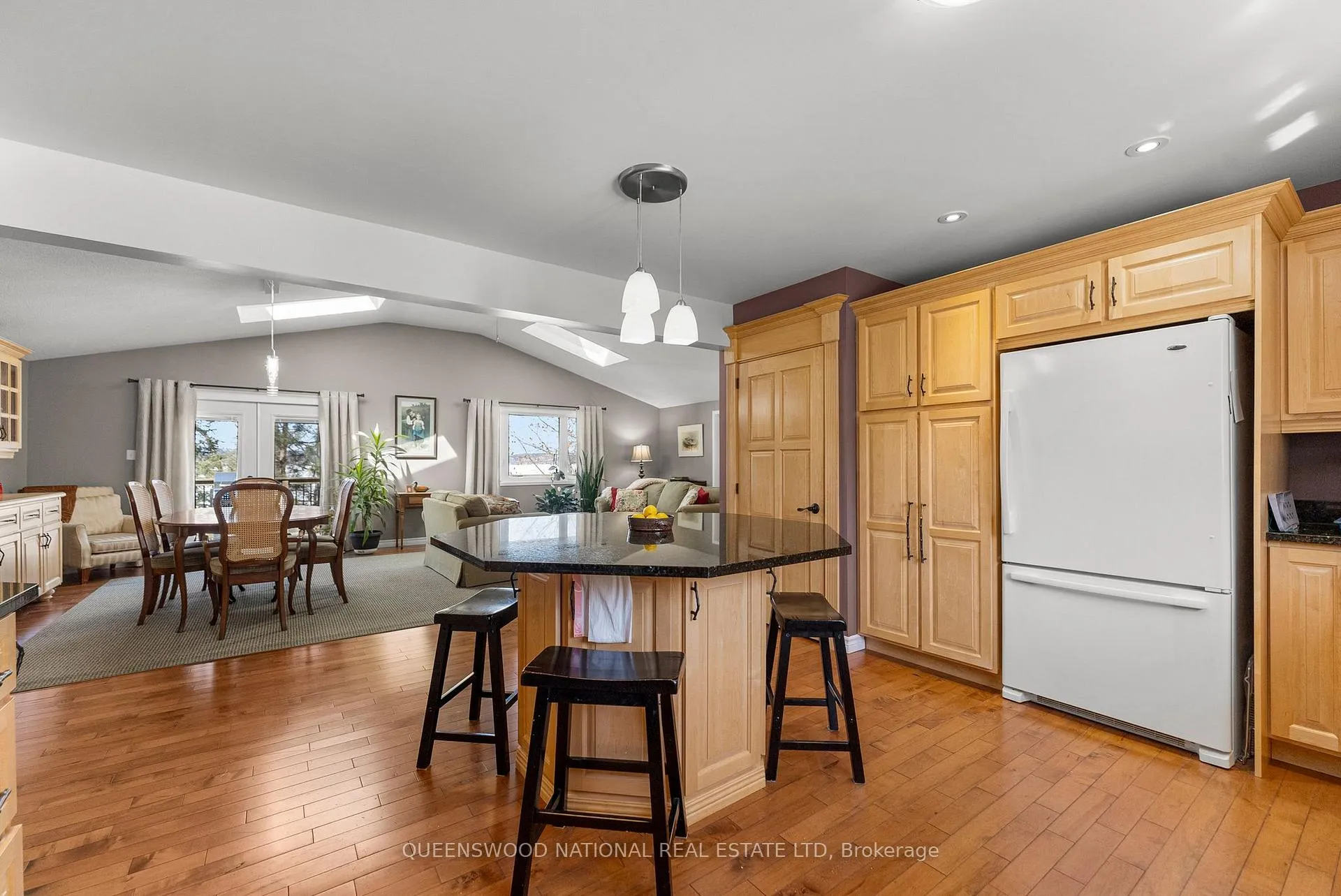 Photo 6 of 42125 Combermere Road NE, Madawaska Valley, Madawaska Valley — HOMEH
