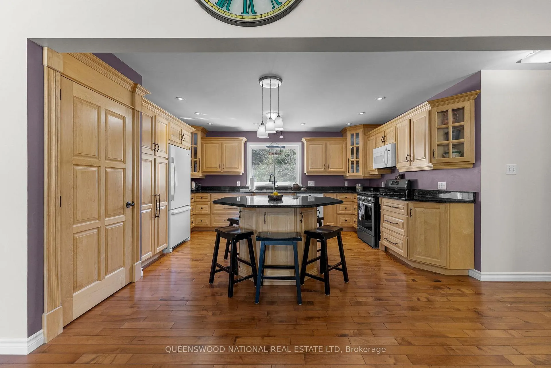 Photo 7 of 42125 Combermere Road NE, Madawaska Valley, Madawaska Valley — HOMEH
