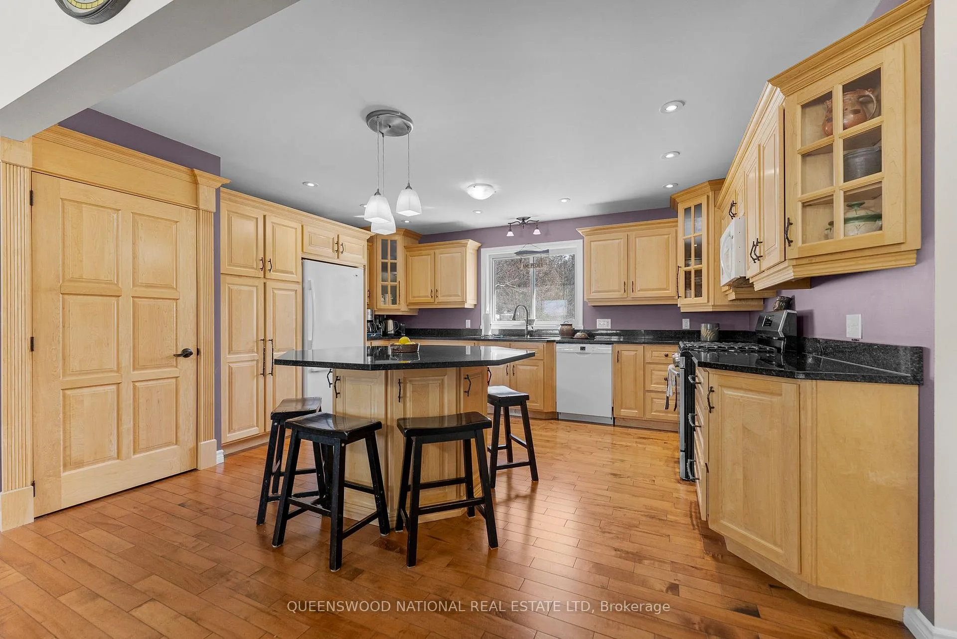 Photo 8 of 42125 Combermere Road NE, Madawaska Valley, Madawaska Valley — HOMEH