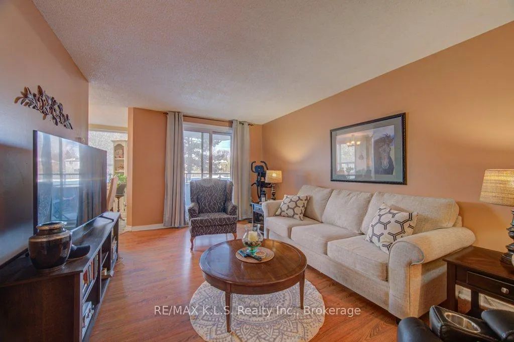Photo 18 of Unit 115, 200 Jamieson Parkway, Cambridge — HOMEH