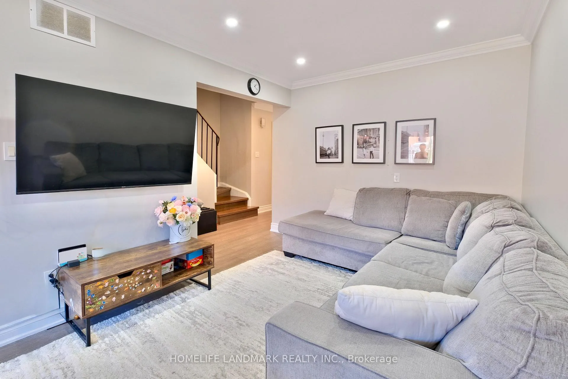 Photo 7 of 109 Tangmere Crescent, Markham, Milliken Mills East — HOMEH