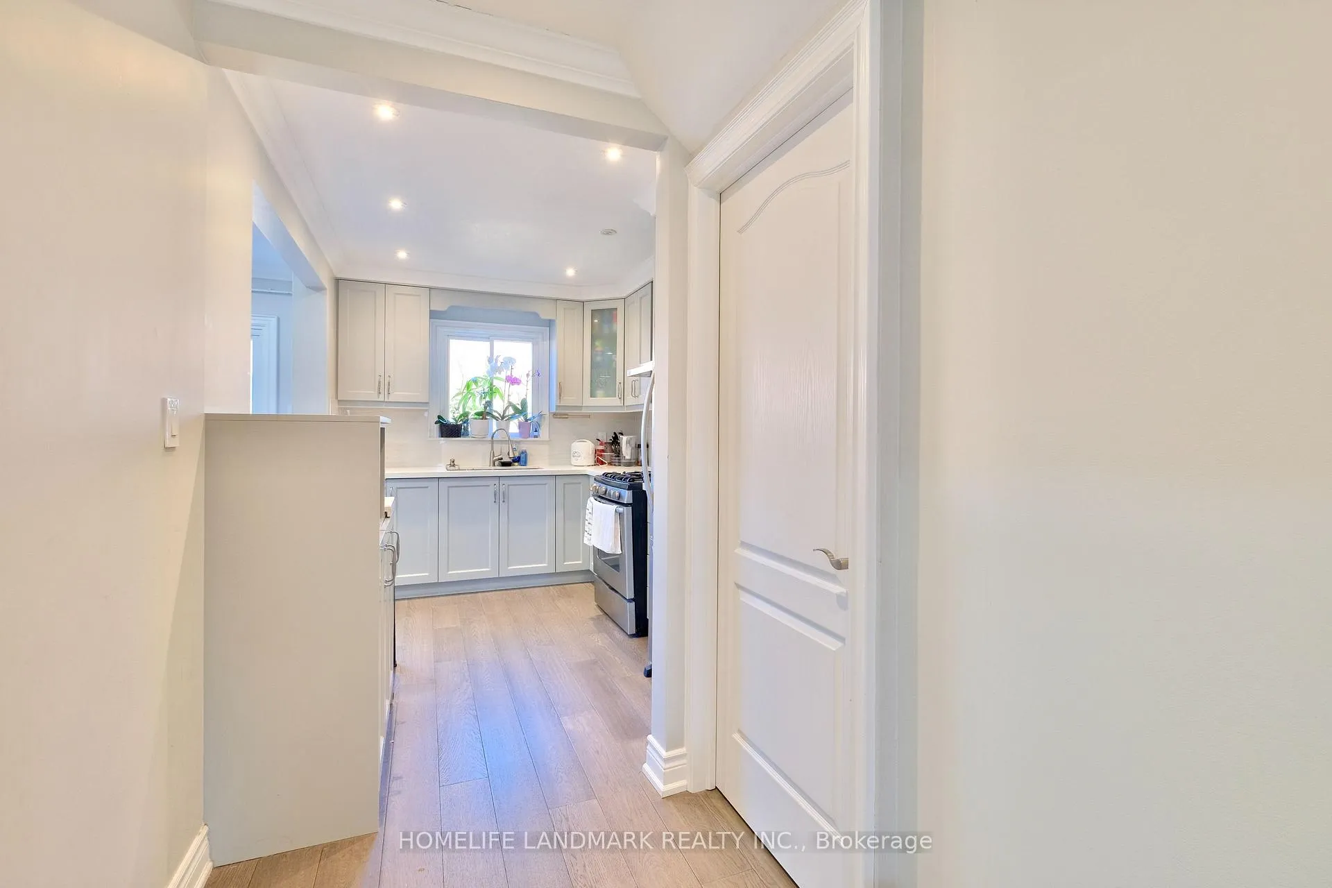 Photo 13 of 109 Tangmere Crescent, Markham, Milliken Mills East — HOMEH