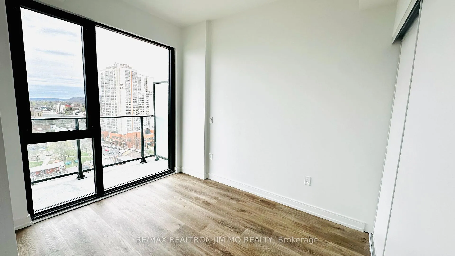 Photo 11 of Unit 1521, 1 Jarvis Street, Hamilton, Beasley — HOMEH
