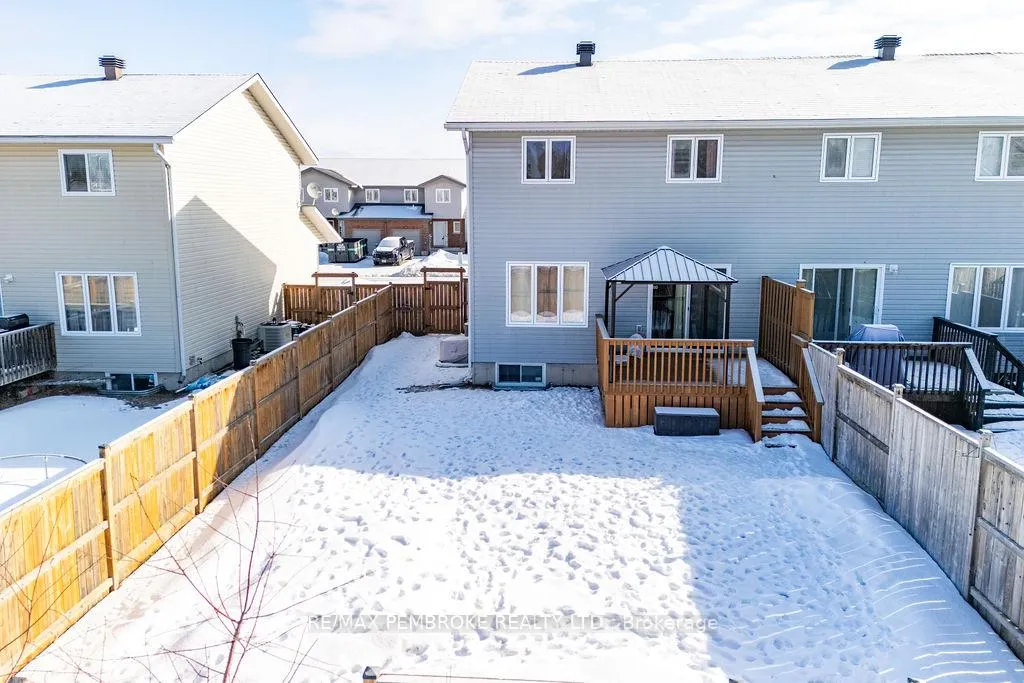 Photo 48 of 2095 Sandstone Crescent, Petawawa — HOMEH