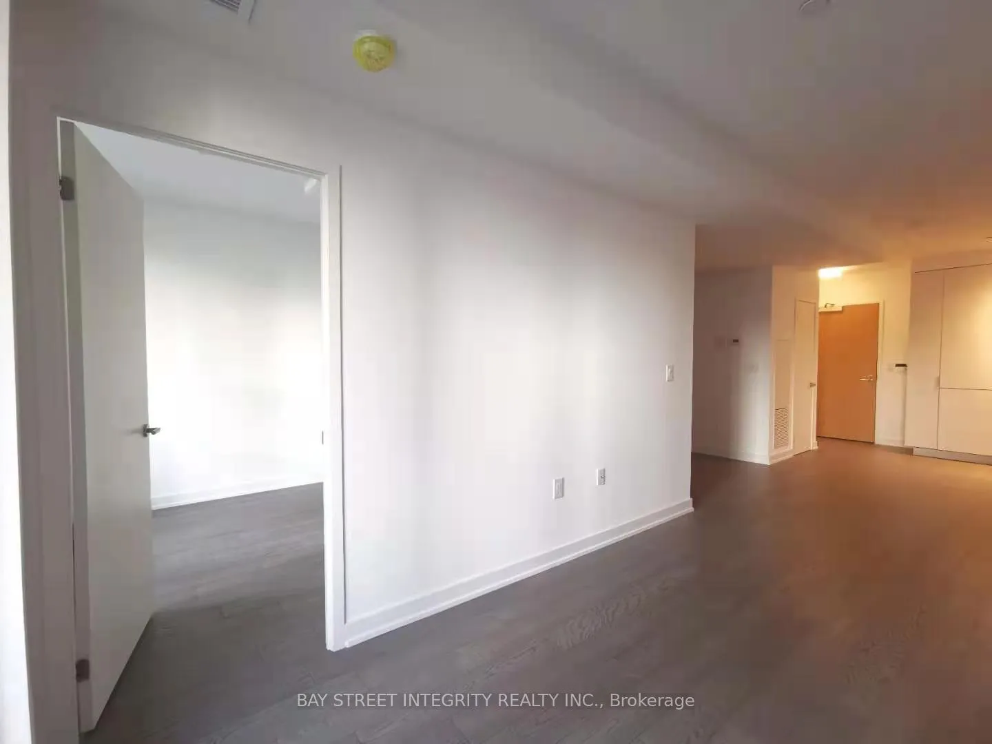 Photo 5 of Unit 610, 11 Wellesley Street, Toronto, Bay Street Corridor — HOMEH