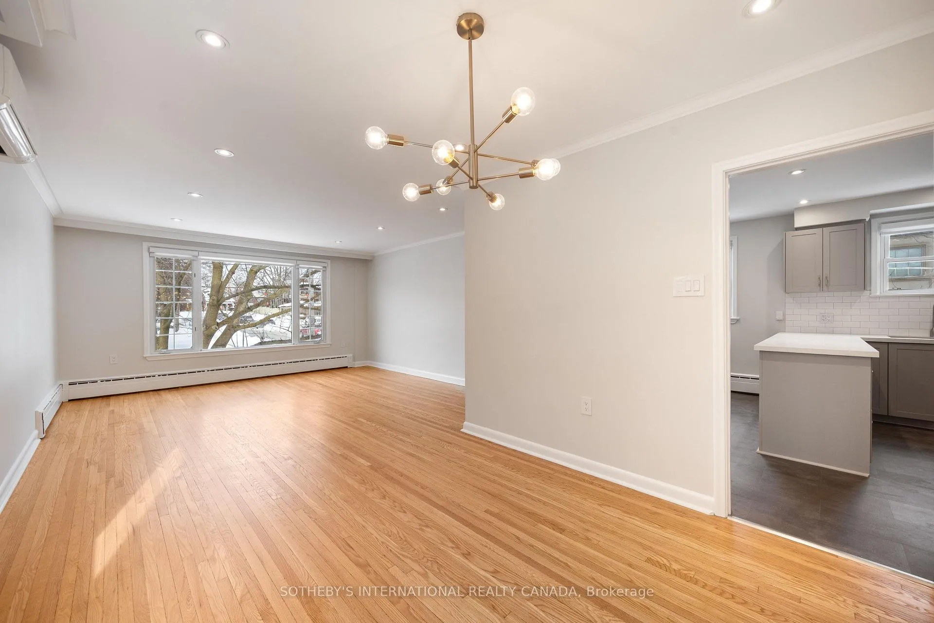 Photo 6 of Unit 2, 207 St. Clements Avenue, Toronto, Yonge-Eglinton — HOMEH
