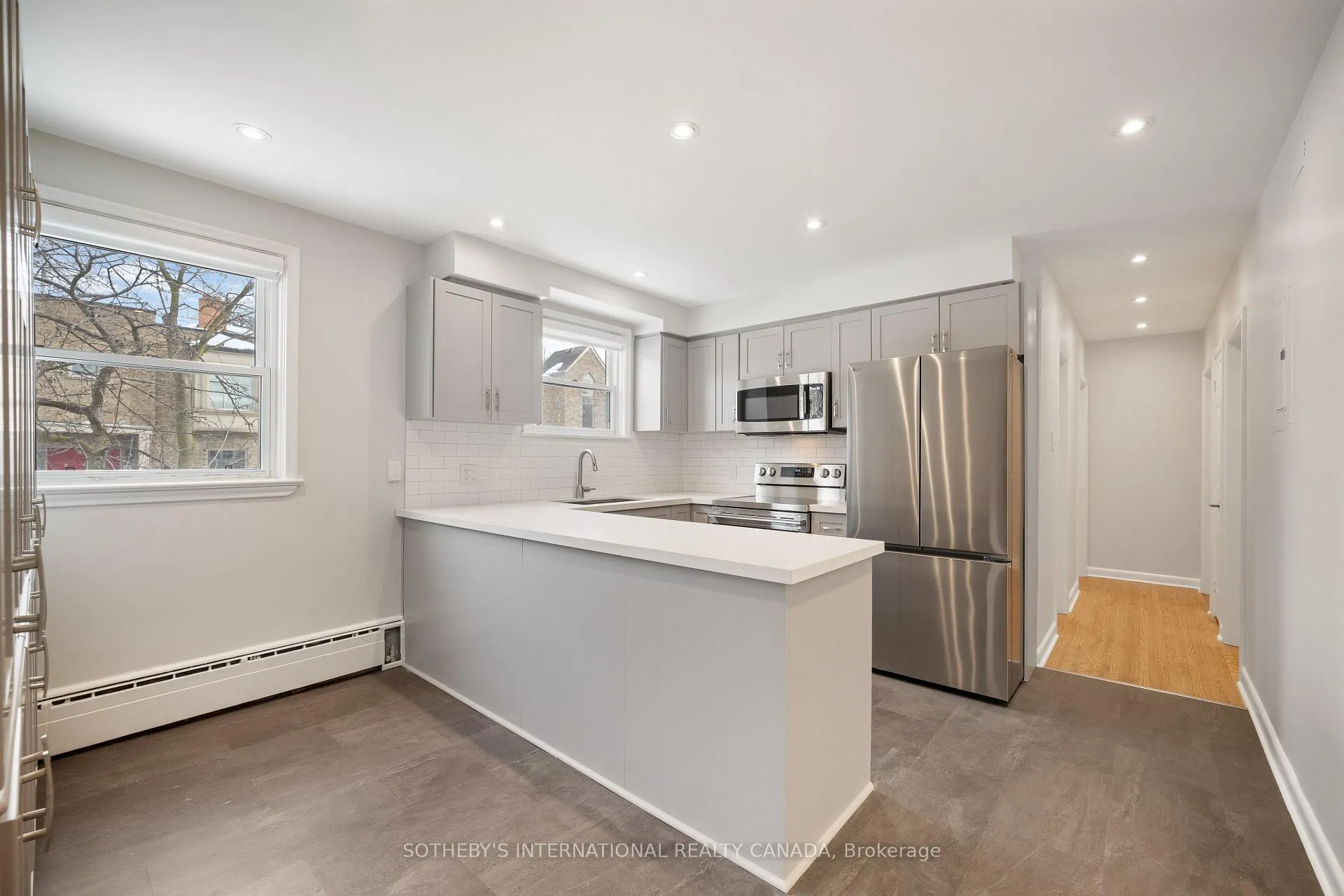 Photo 7 of Unit 2, 207 St. Clements Avenue, Toronto, Yonge-Eglinton — HOMEH