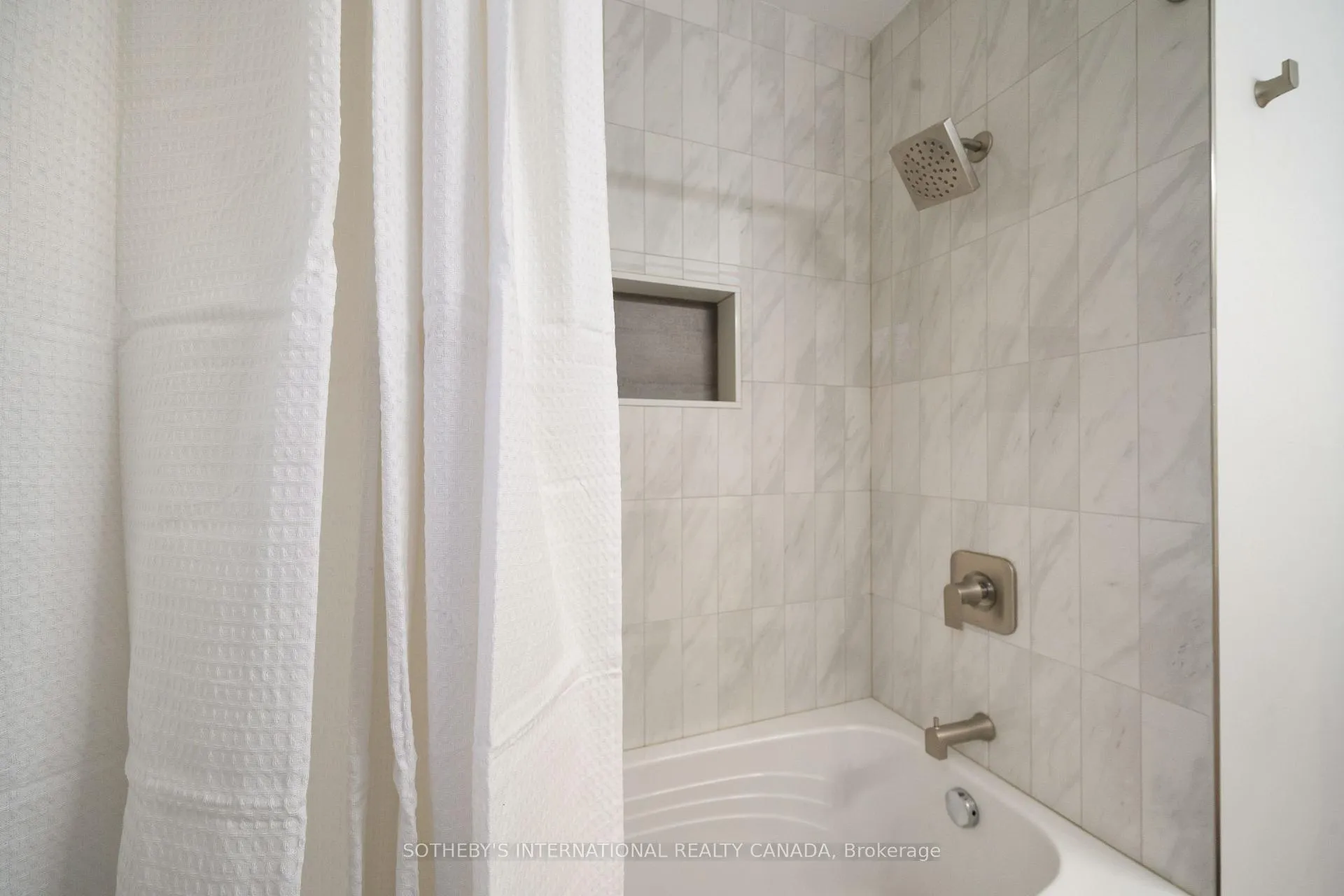 Photo 16 of Unit 2, 207 St. Clements Avenue, Toronto, Yonge-Eglinton — HOMEH