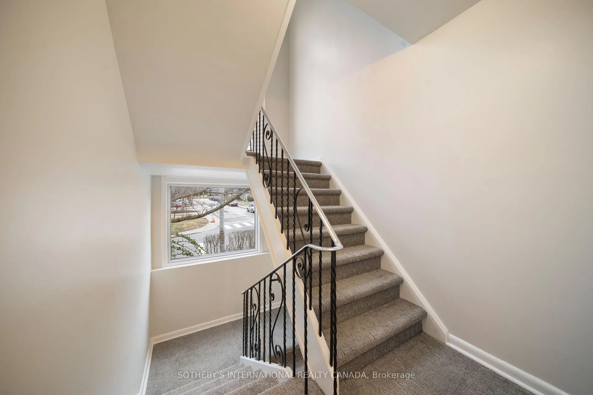 Photo 19 of Unit 2, 207 St. Clements Avenue, Toronto, Yonge-Eglinton — HOMEH