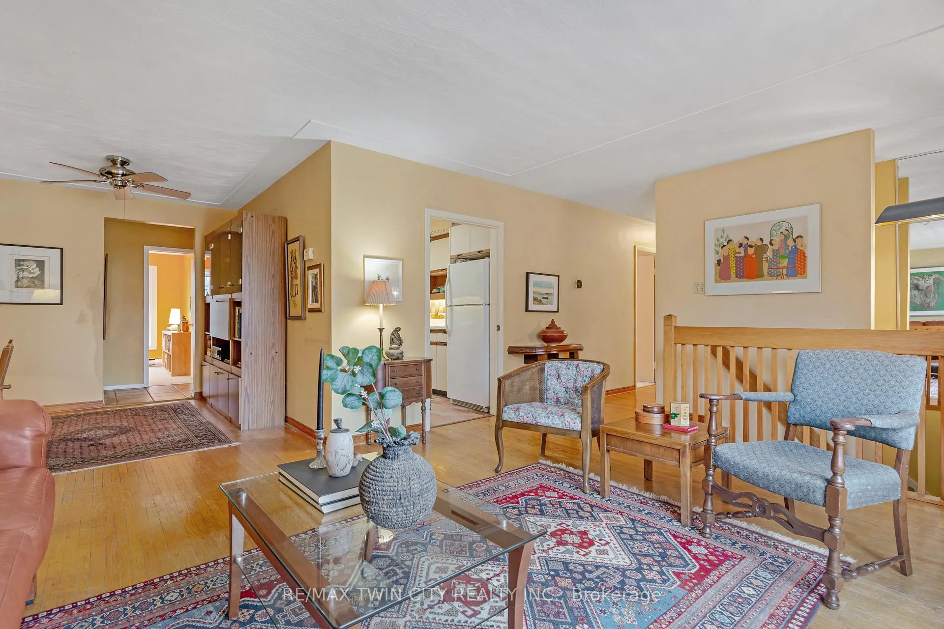 Photo 9 of 390 Tamarack Drive, Waterloo — HOMEH