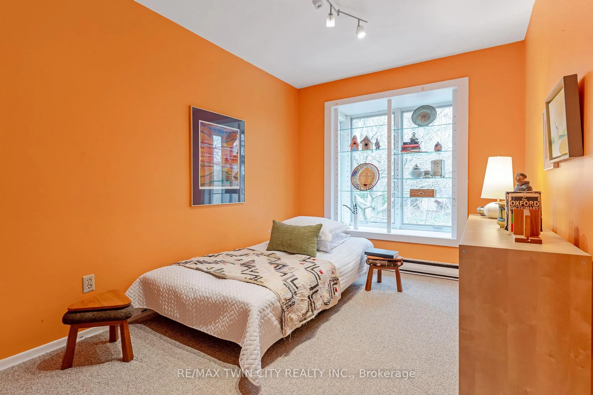 Photo 25 of 390 Tamarack Drive, Waterloo — HOMEH
