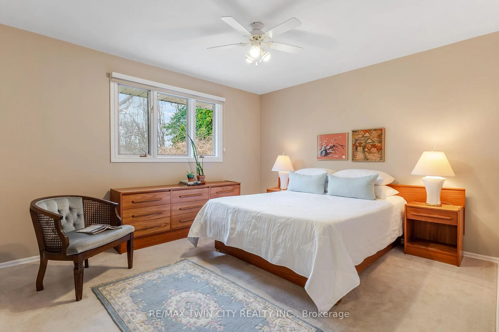 Photo 28 of 390 Tamarack Drive, Waterloo — HOMEH