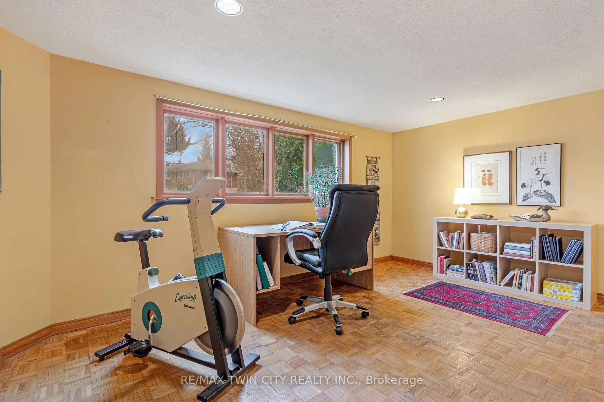 Photo 36 of 390 Tamarack Drive, Waterloo — HOMEH