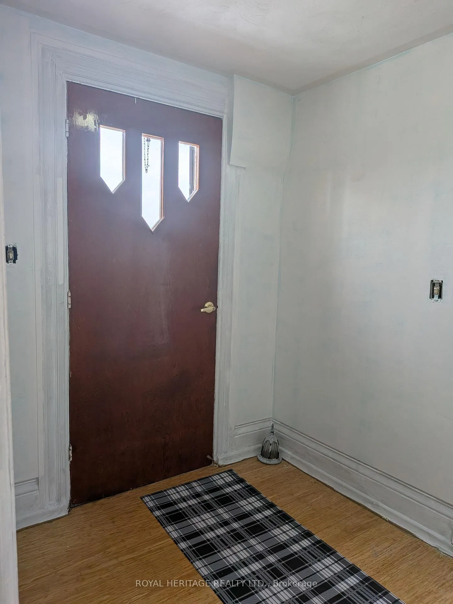 Photo 3 of Unit 1, 75 Charles Street, Oshawa, Central — HOMEH