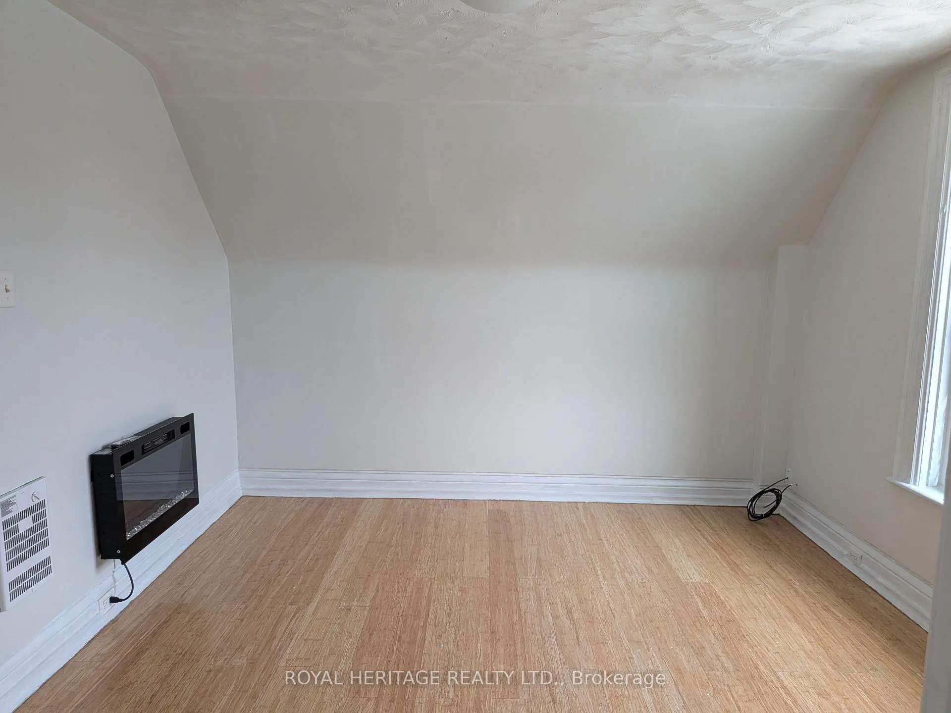 Photo 7 of Unit 1, 75 Charles Street, Oshawa, Central — HOMEH