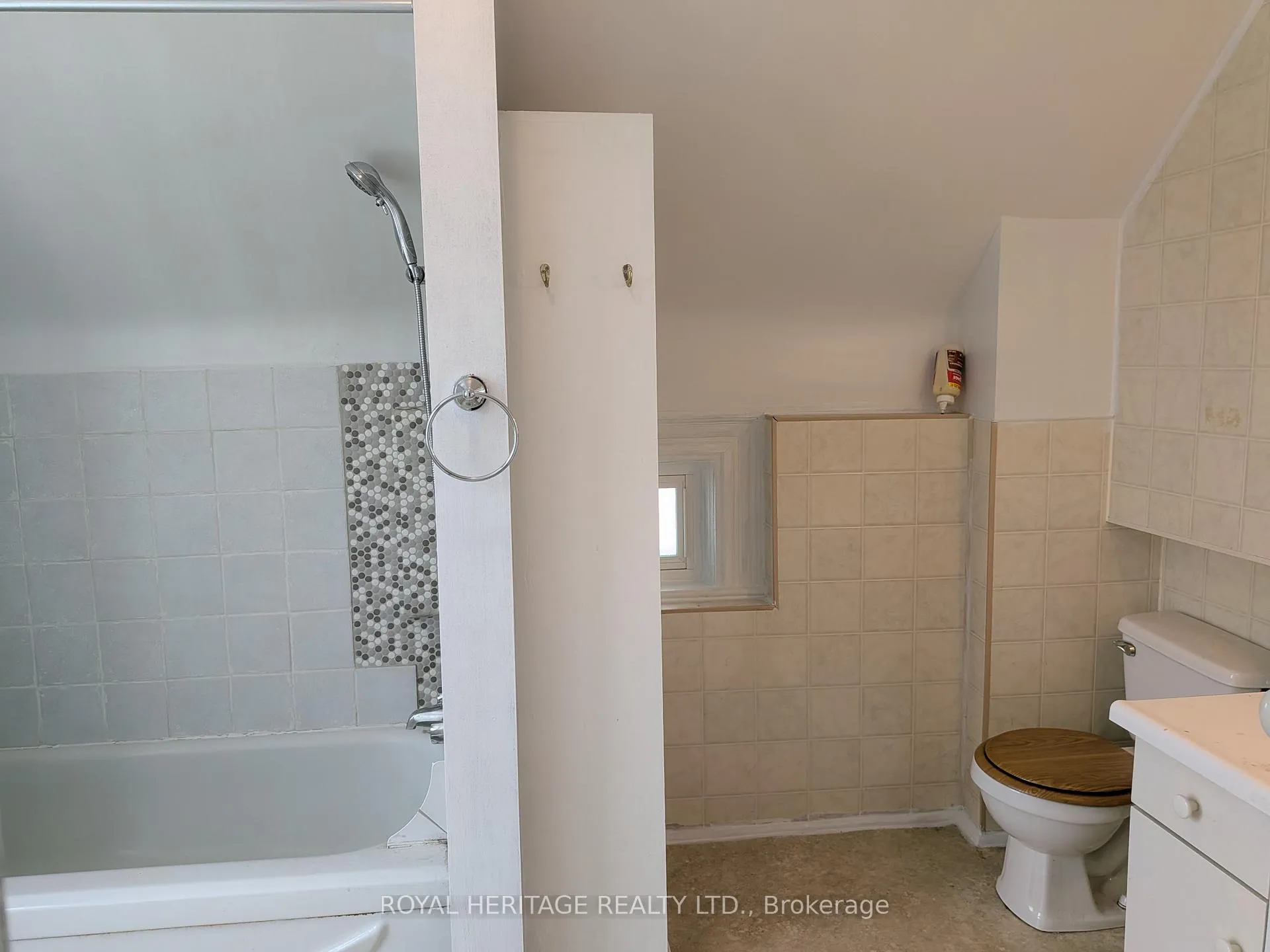 Photo 13 of Unit 1, 75 Charles Street, Oshawa, Central — HOMEH