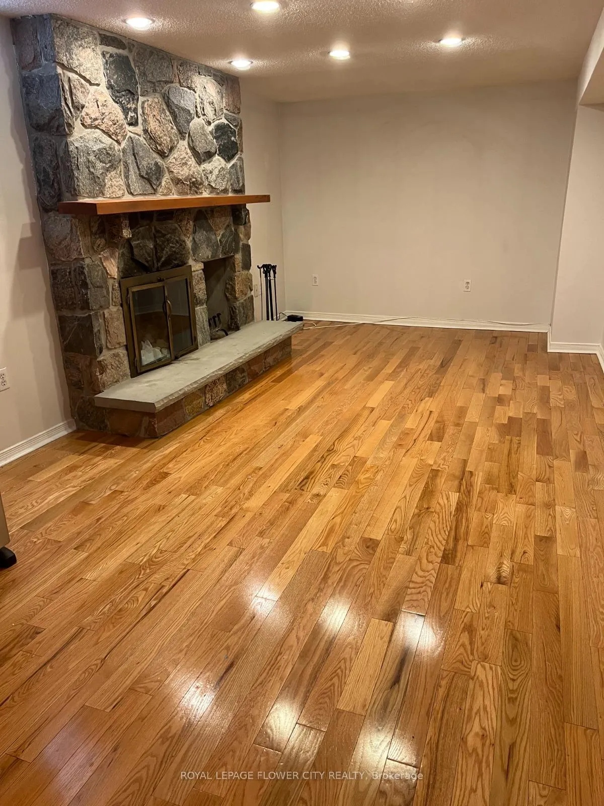 Photo 4 of Unit Basement, 22 Perkinsfield Street, Whitby, Blue Grass Meadows — HOMEH