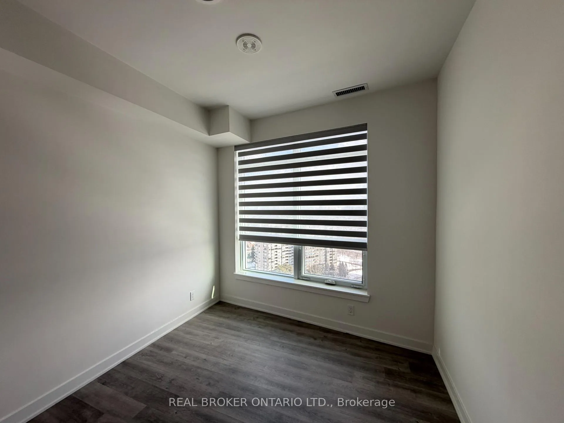Photo 15 of Unit 1902A, 30 Upper Mall Way, Vaughan, Brownridge — HOMEH