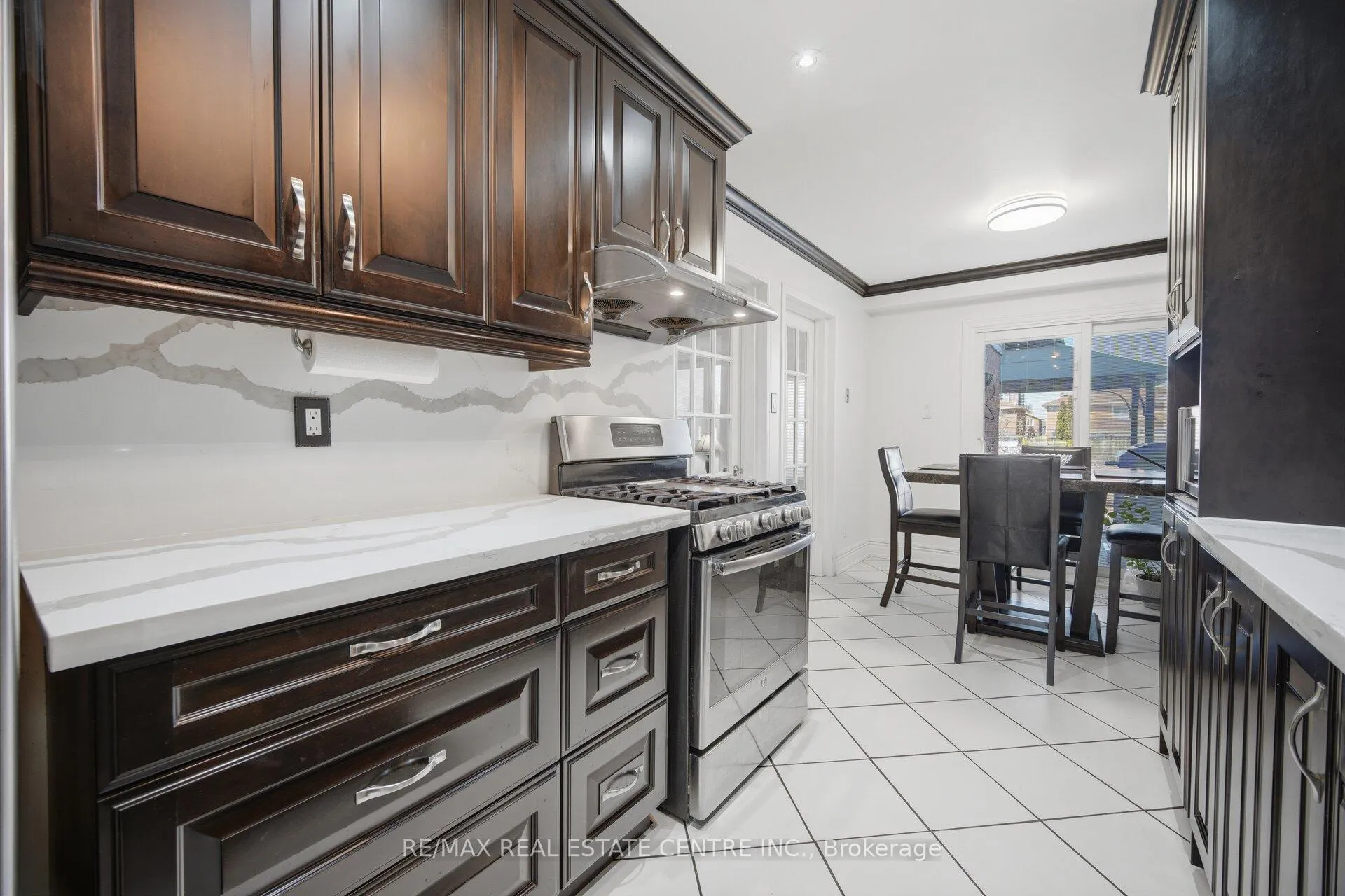 Photo 19 of 23 Acadian Heights W, Brampton, Fletcher's Creek South — HOMEH