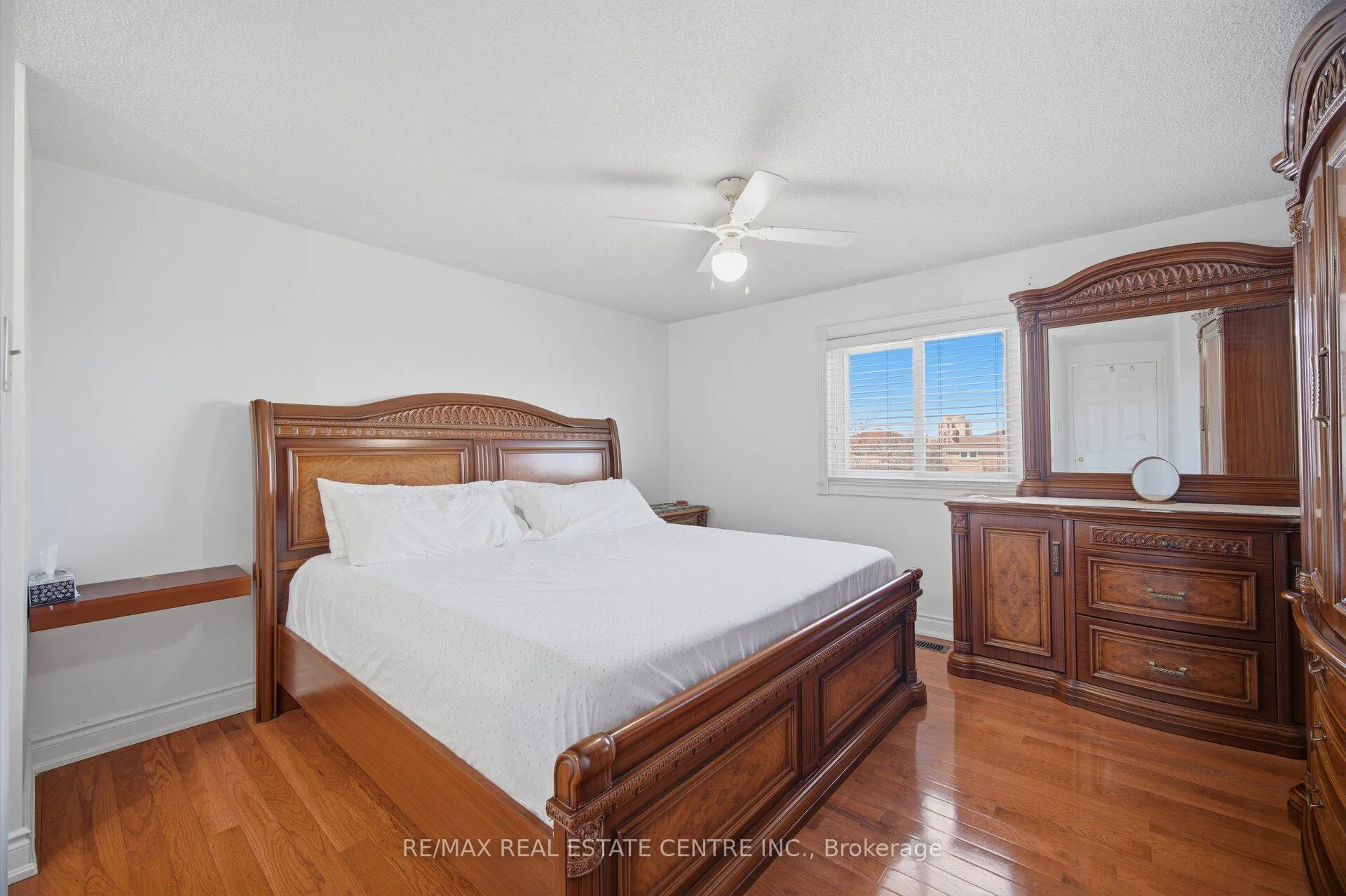 Photo 27 of 23 Acadian Heights W, Brampton, Fletcher's Creek South — HOMEH