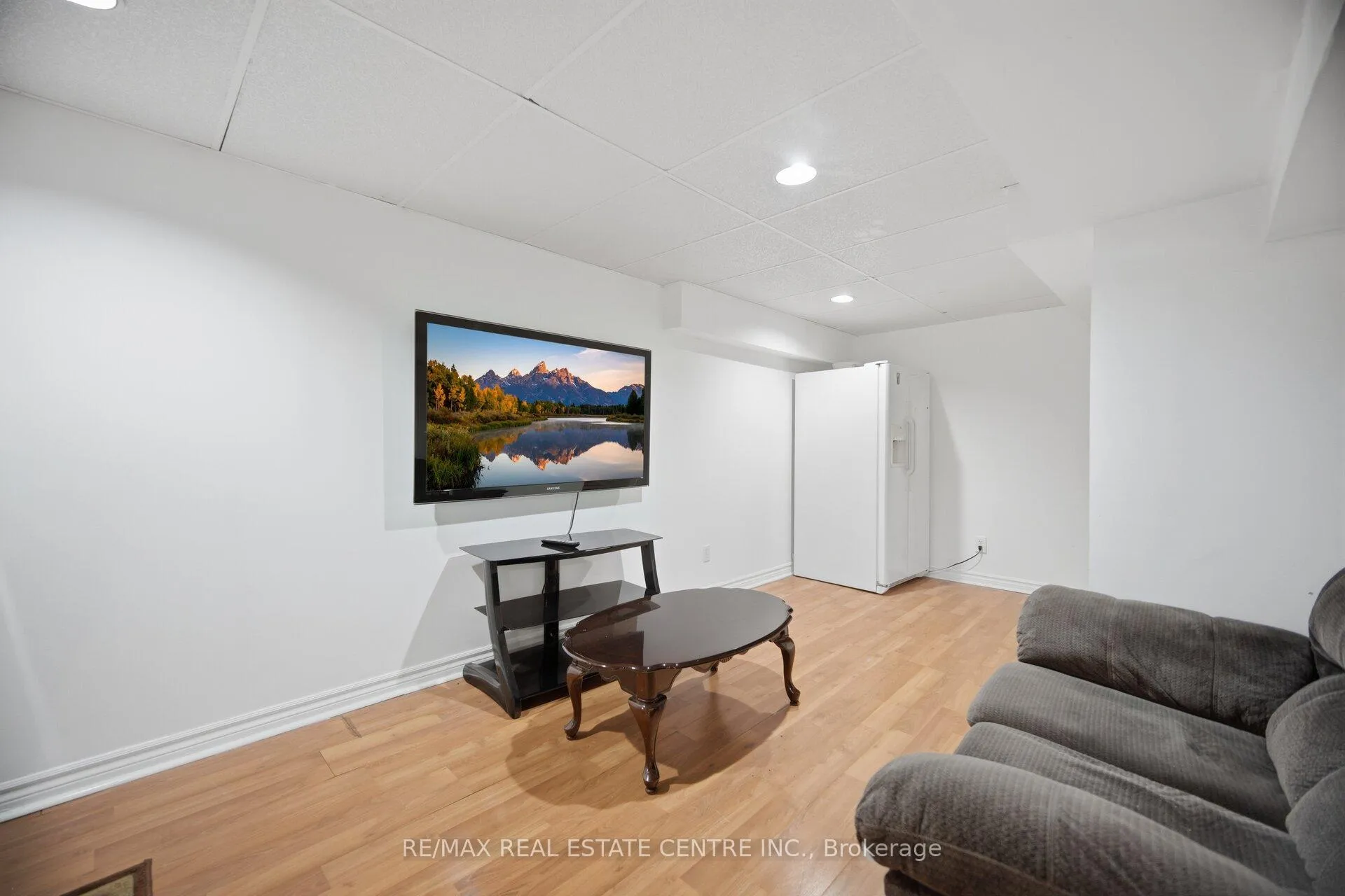 Photo 40 of 23 Acadian Heights W, Brampton, Fletcher's Creek South — HOMEH