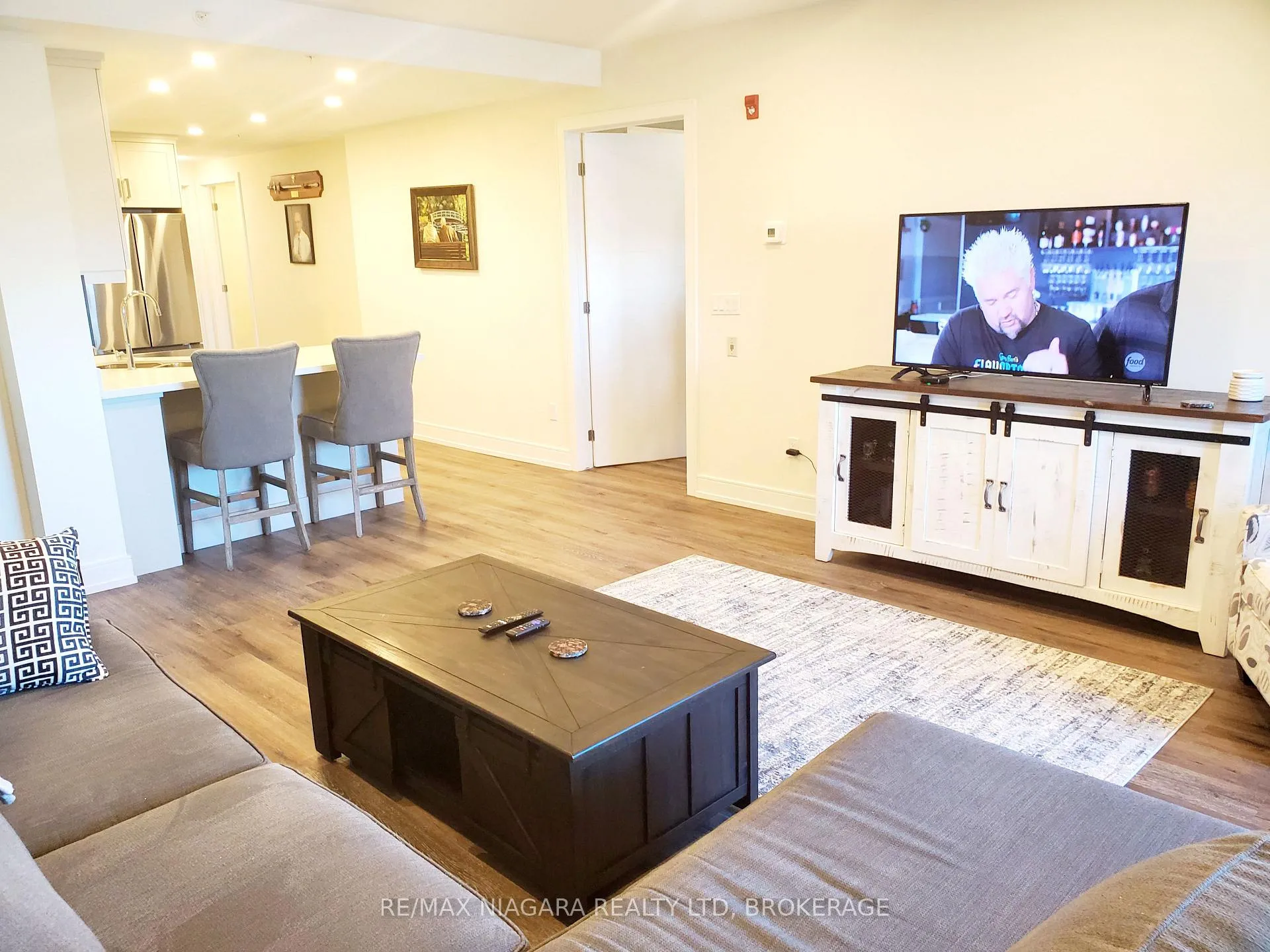 Photo 12 of Unit 505, 300B Fourth Avenue, St. Catharines, Ridley — HOMEH