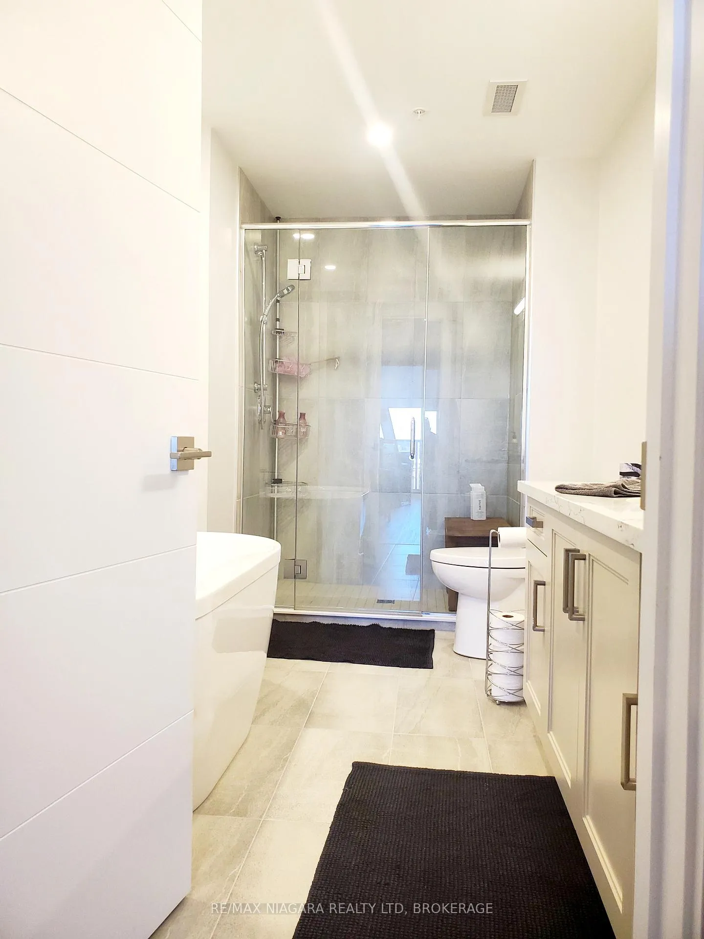 Photo 17 of Unit 505, 300B Fourth Avenue, St. Catharines, Ridley — HOMEH