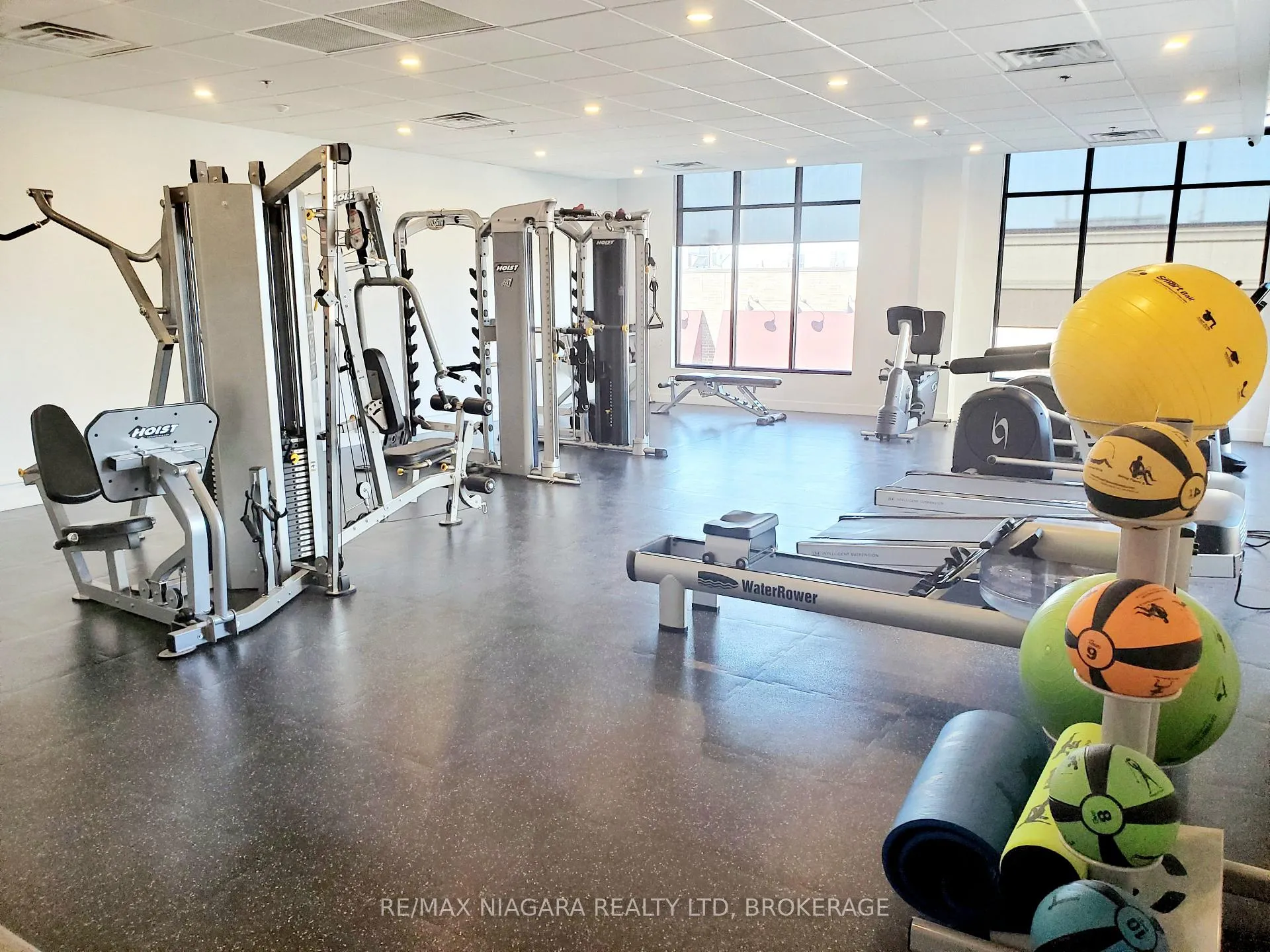 Photo 24 of Unit 505, 300B Fourth Avenue, St. Catharines, Ridley — HOMEH