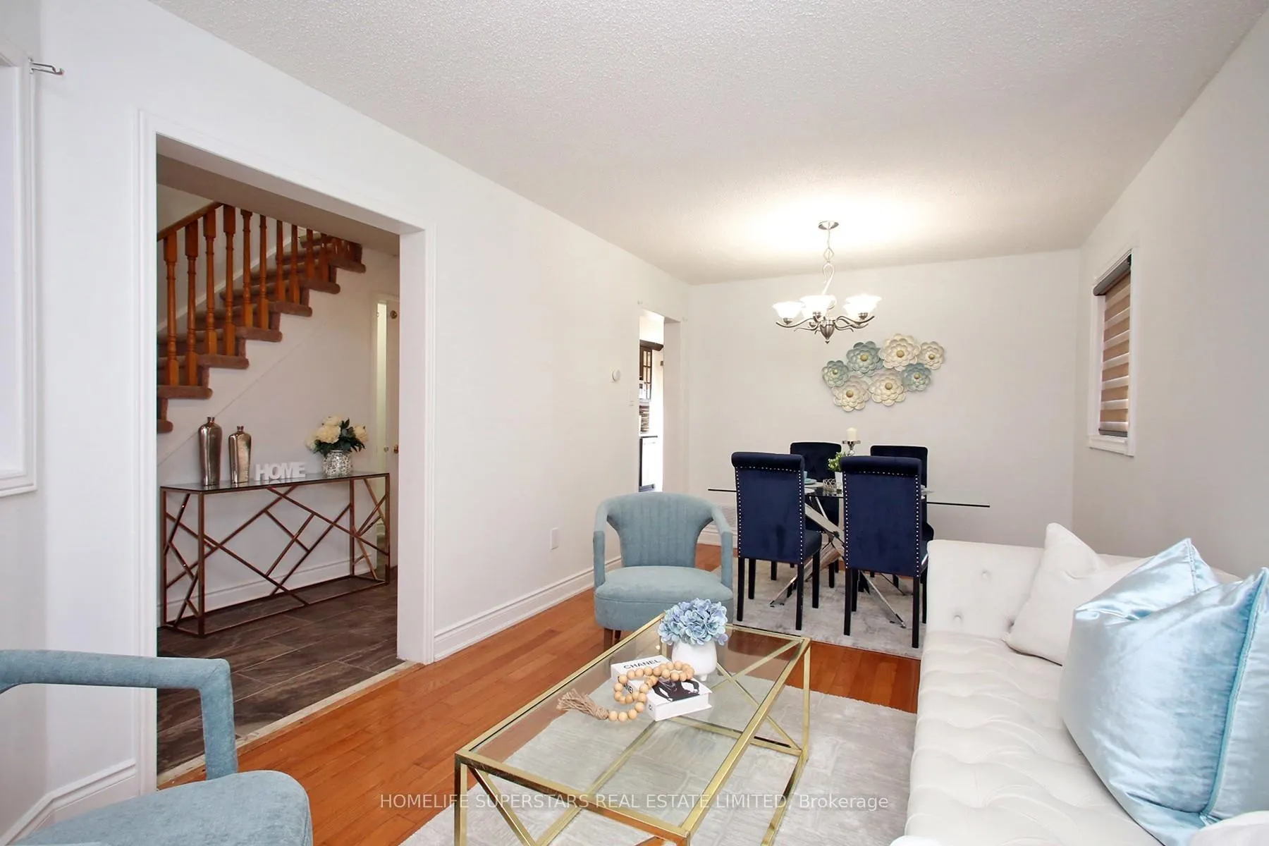 Photo 8 of 125 Bighorn Crescent, Brampton, Sandringham-Wellington — HOMEH