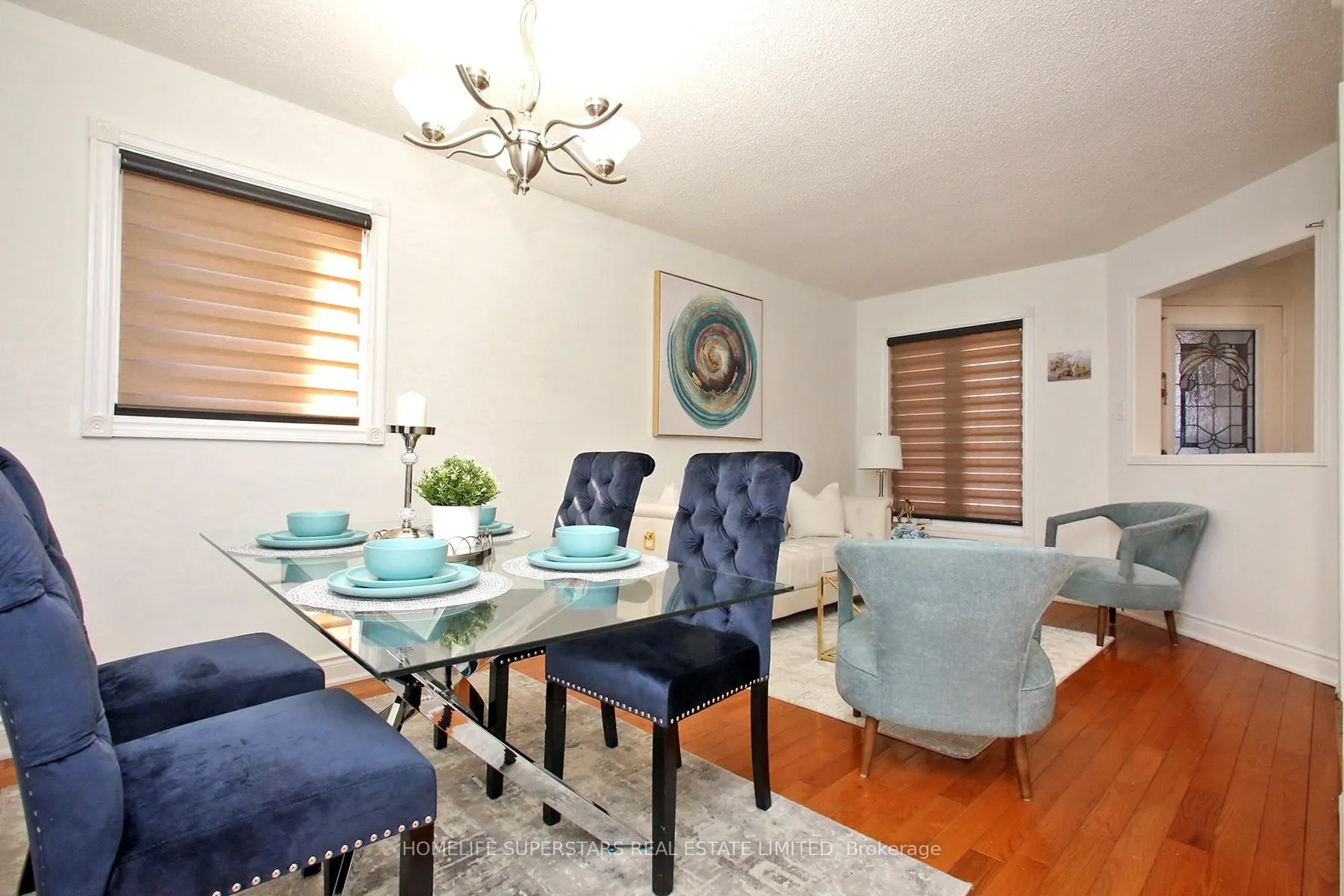 Photo 9 of 125 Bighorn Crescent, Brampton, Sandringham-Wellington — HOMEH