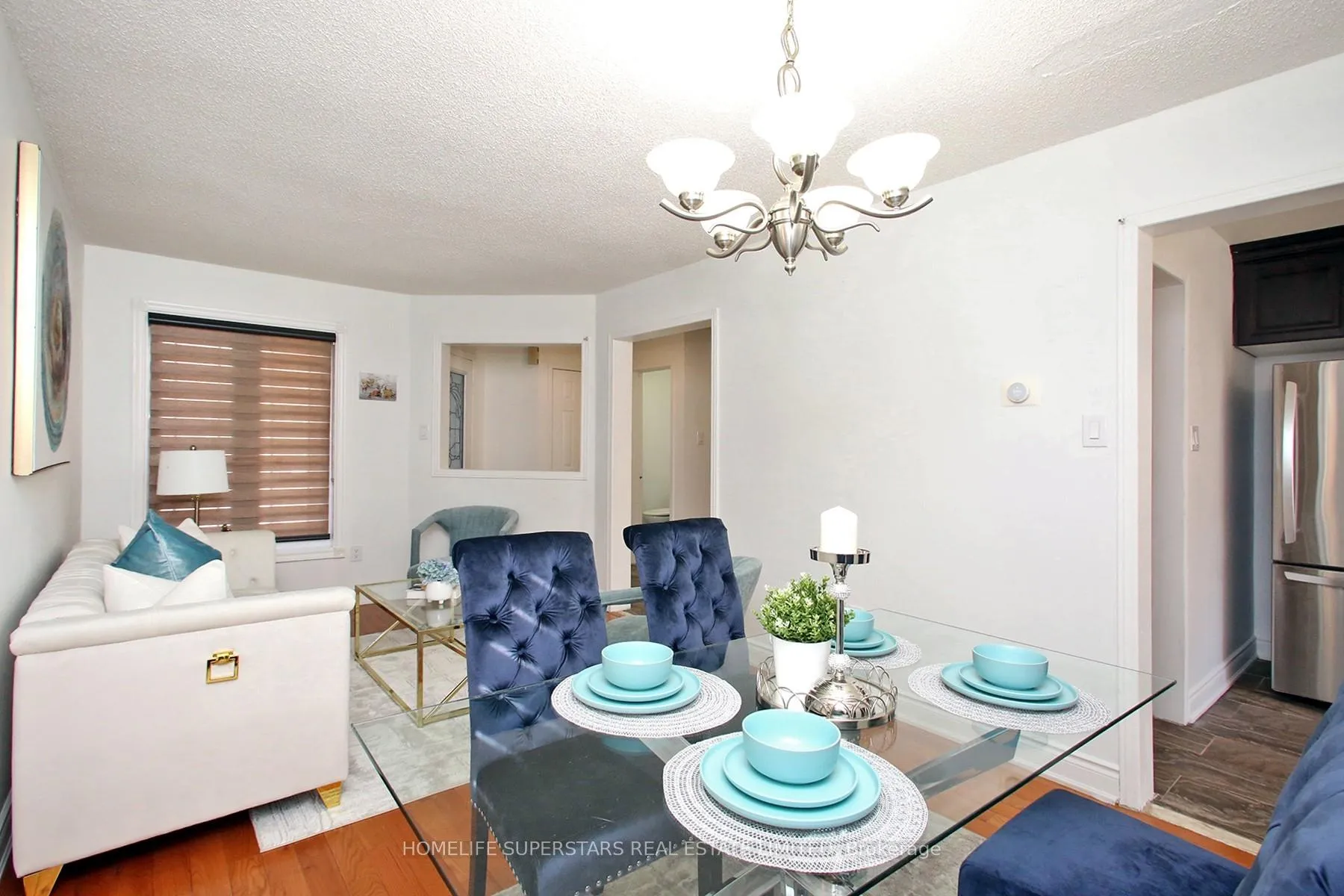 Photo 10 of 125 Bighorn Crescent, Brampton, Sandringham-Wellington — HOMEH