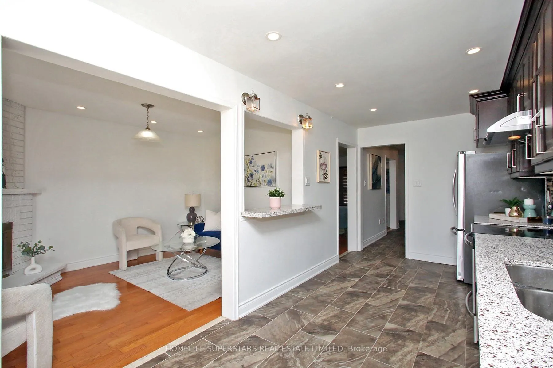 Photo 15 of 125 Bighorn Crescent, Brampton, Sandringham-Wellington — HOMEH